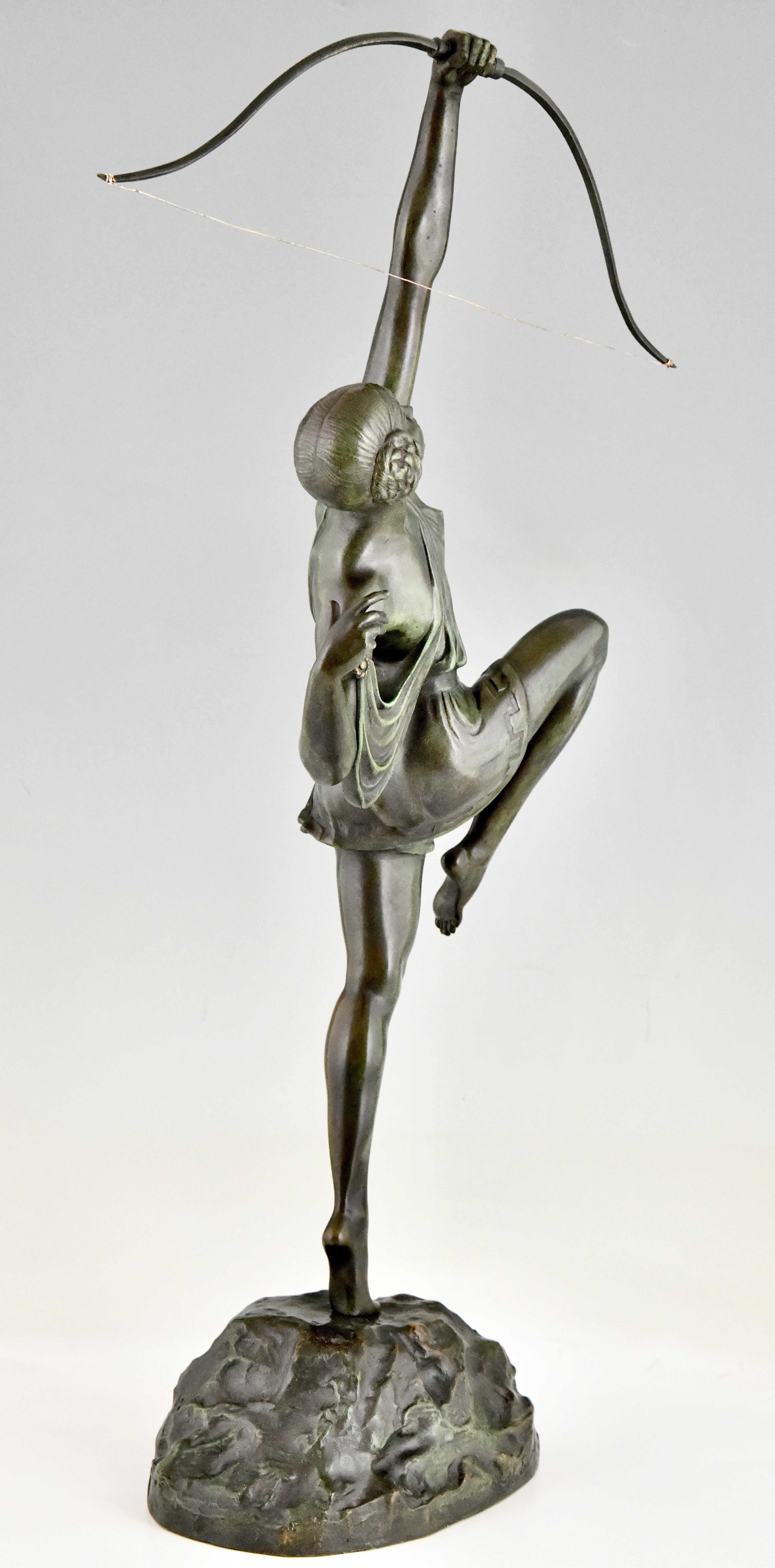 French Art Deco Diana with bow bronze sculpture by Pierre Le Faguays France, 1925