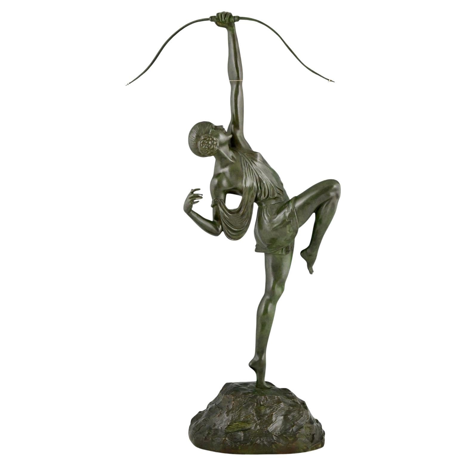 Art Deco Diana with bow bronze sculpture Le Faguays & Susse Frères France 1925 For Sale