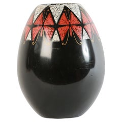 Art Decorative Art Déco Dinanderie vase. France années 1930