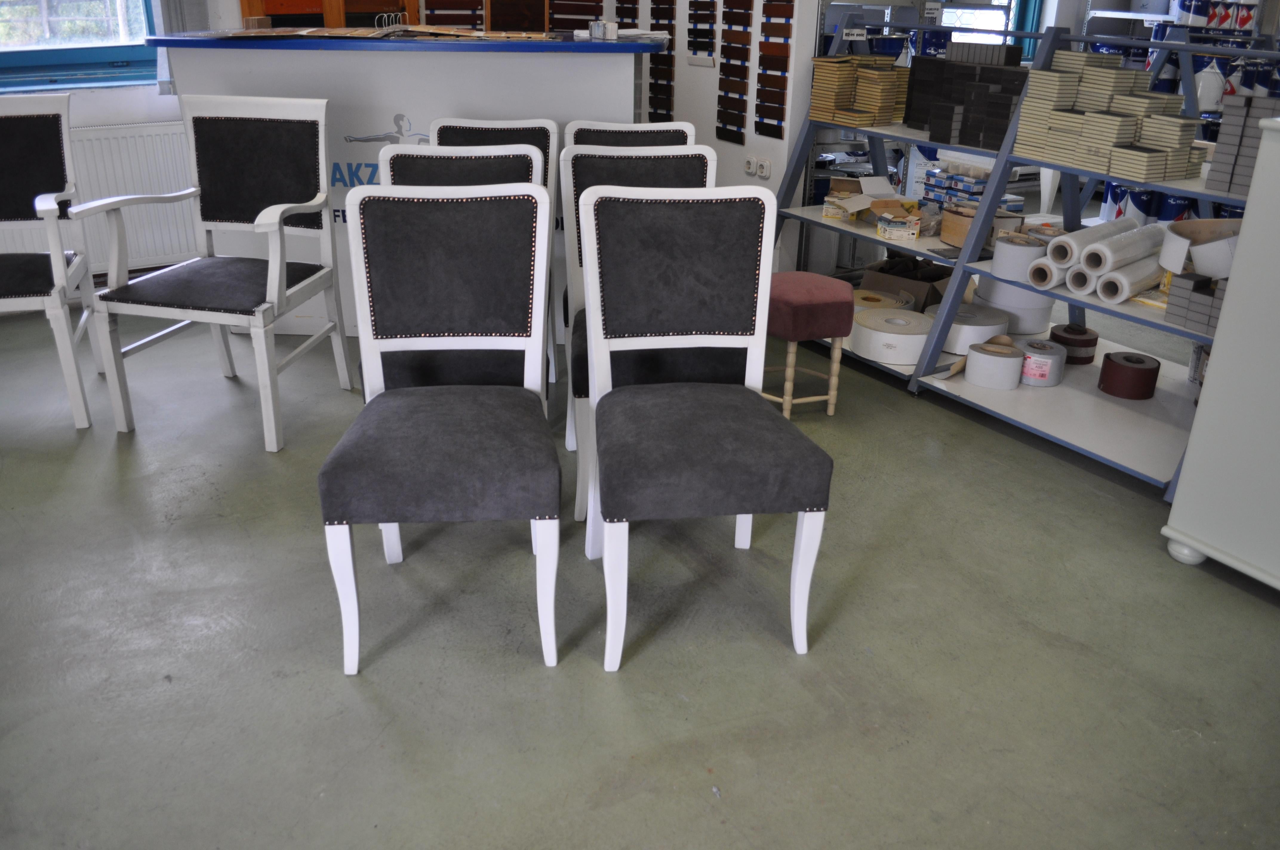 Deco dining chairs, set of 6
Set of 6 Art Deco dining chairs.
These Art Deco chairs are in their, painted, upholstered, restored condition.
A lovely matching set of 6 genuine 1920s-1930s Art Deco dining chairs from Hungary.
White matt wood and