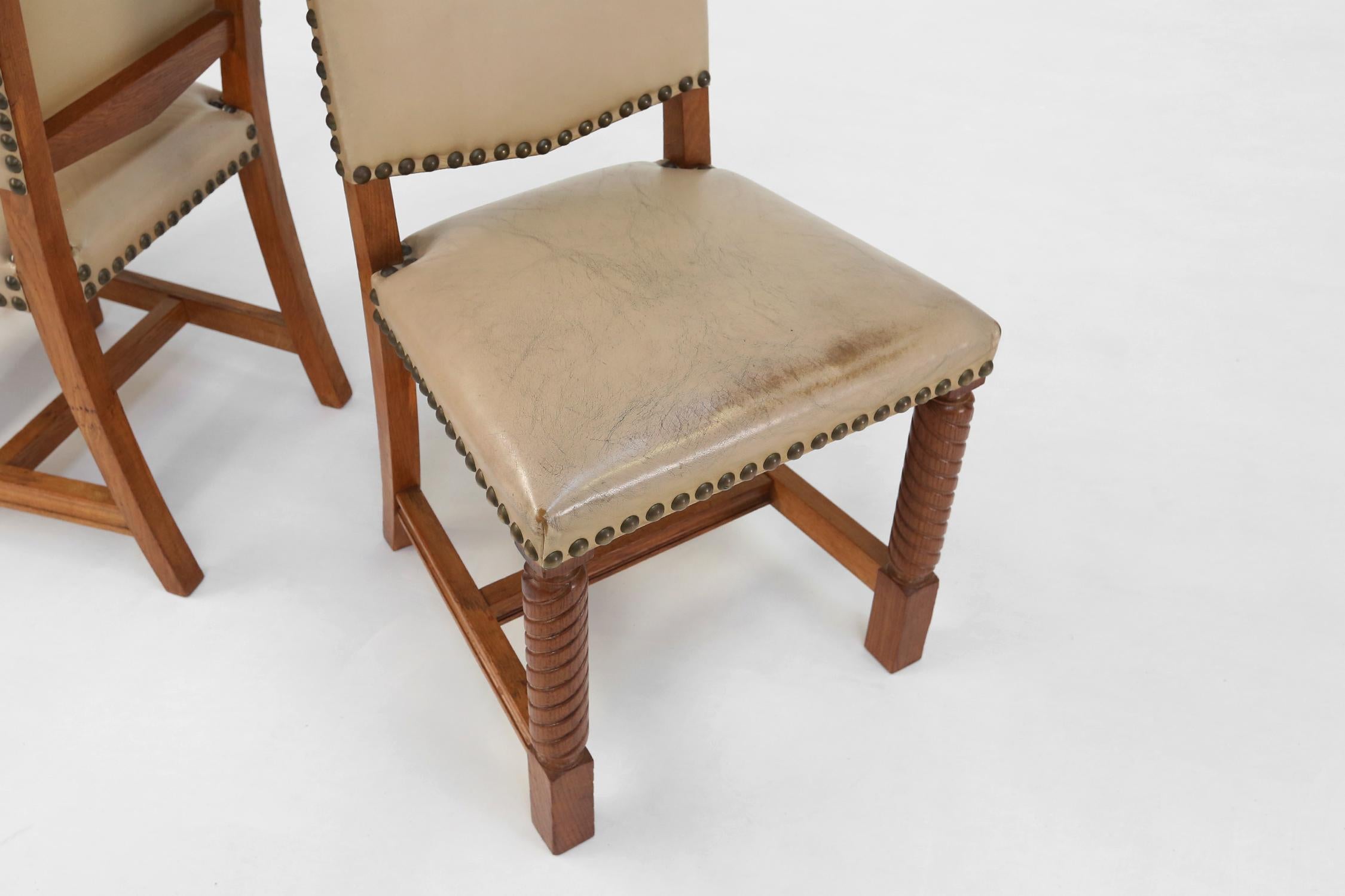 Art Deco Dining Roo Chairs in Oak and Leather, 1940's For Sale 1