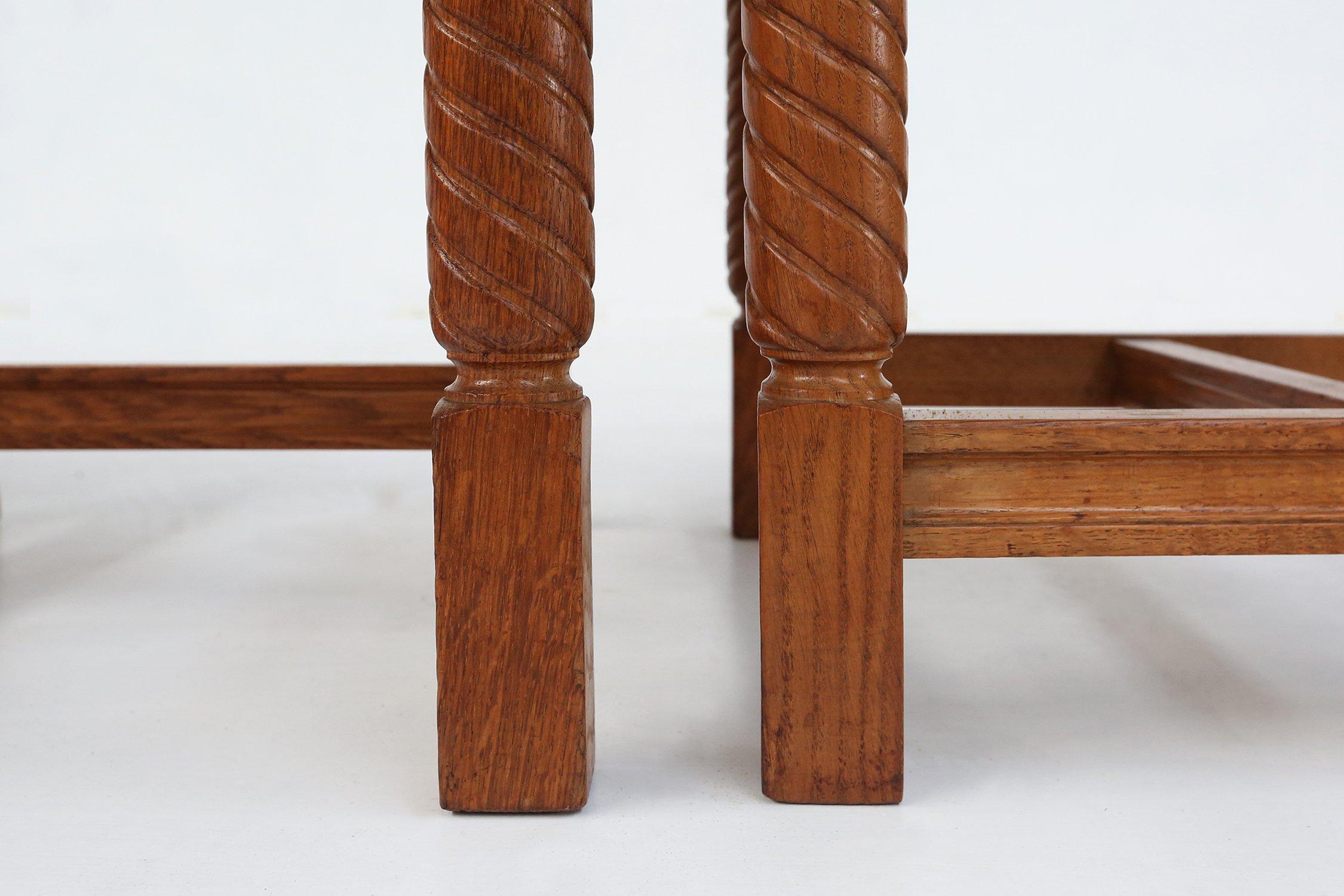 Belga Sedie da sala da pranzo Art Deco in Oak e pelle, anni '40, set di 8 sedie in vendita