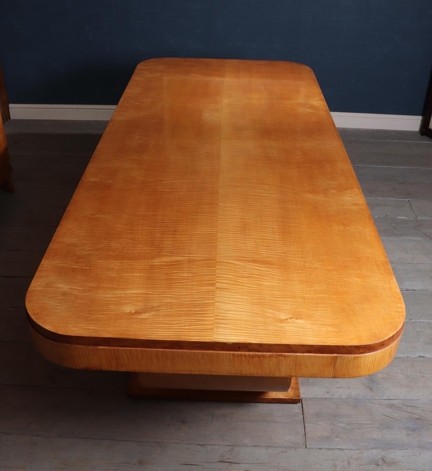 Art Deco Dining Table by Epstein in Sycamore, circa 1930 5