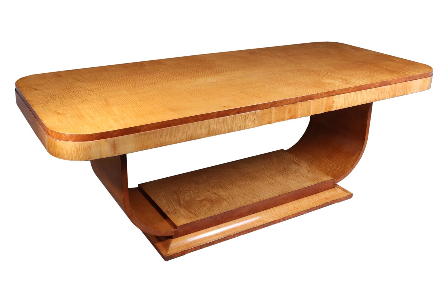 Mid-20th Century Art Deco Dining Table by Epstein in Sycamore, circa 1930