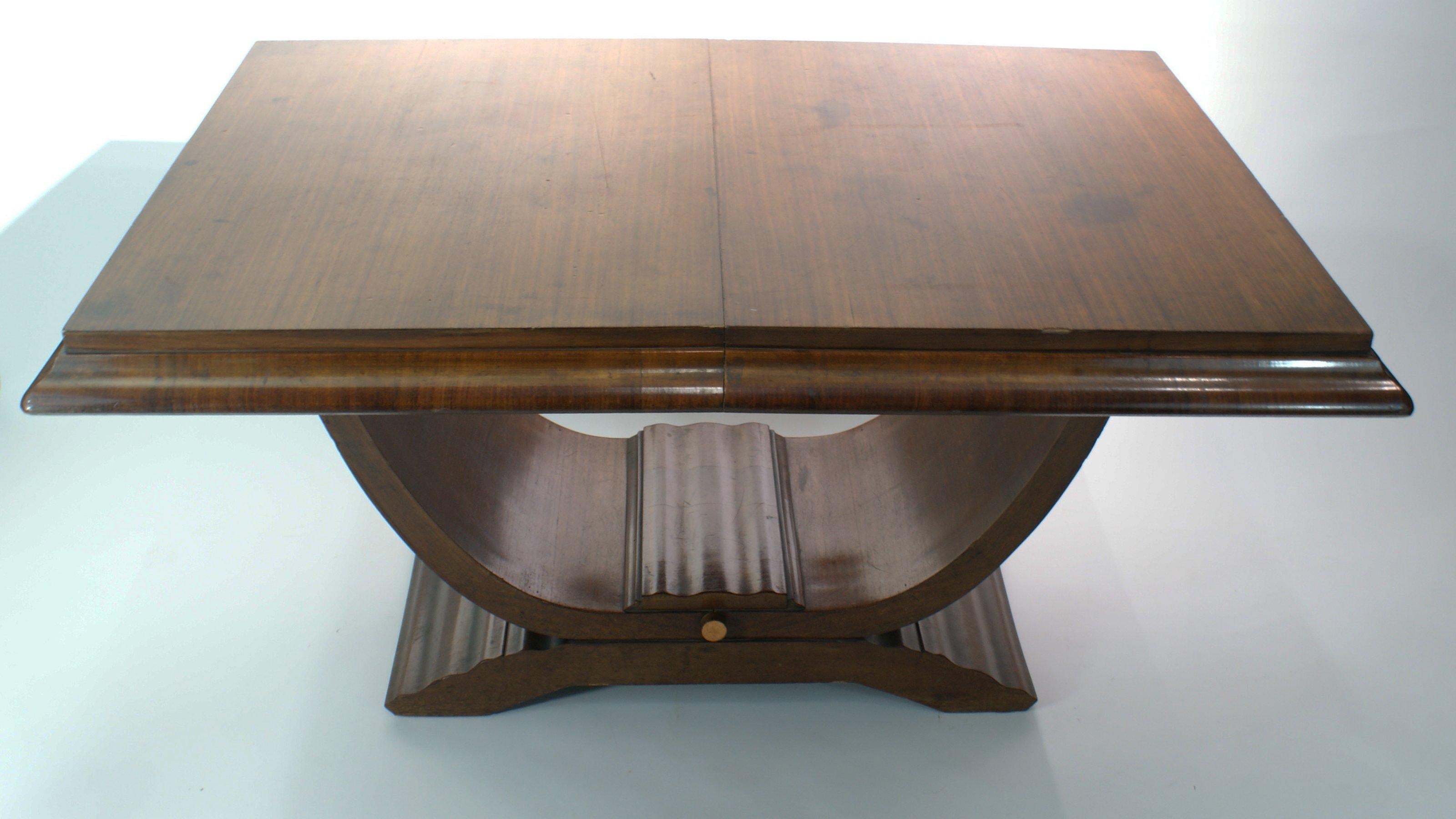 French Art Deco Dining Table, circa 1940 For Sale