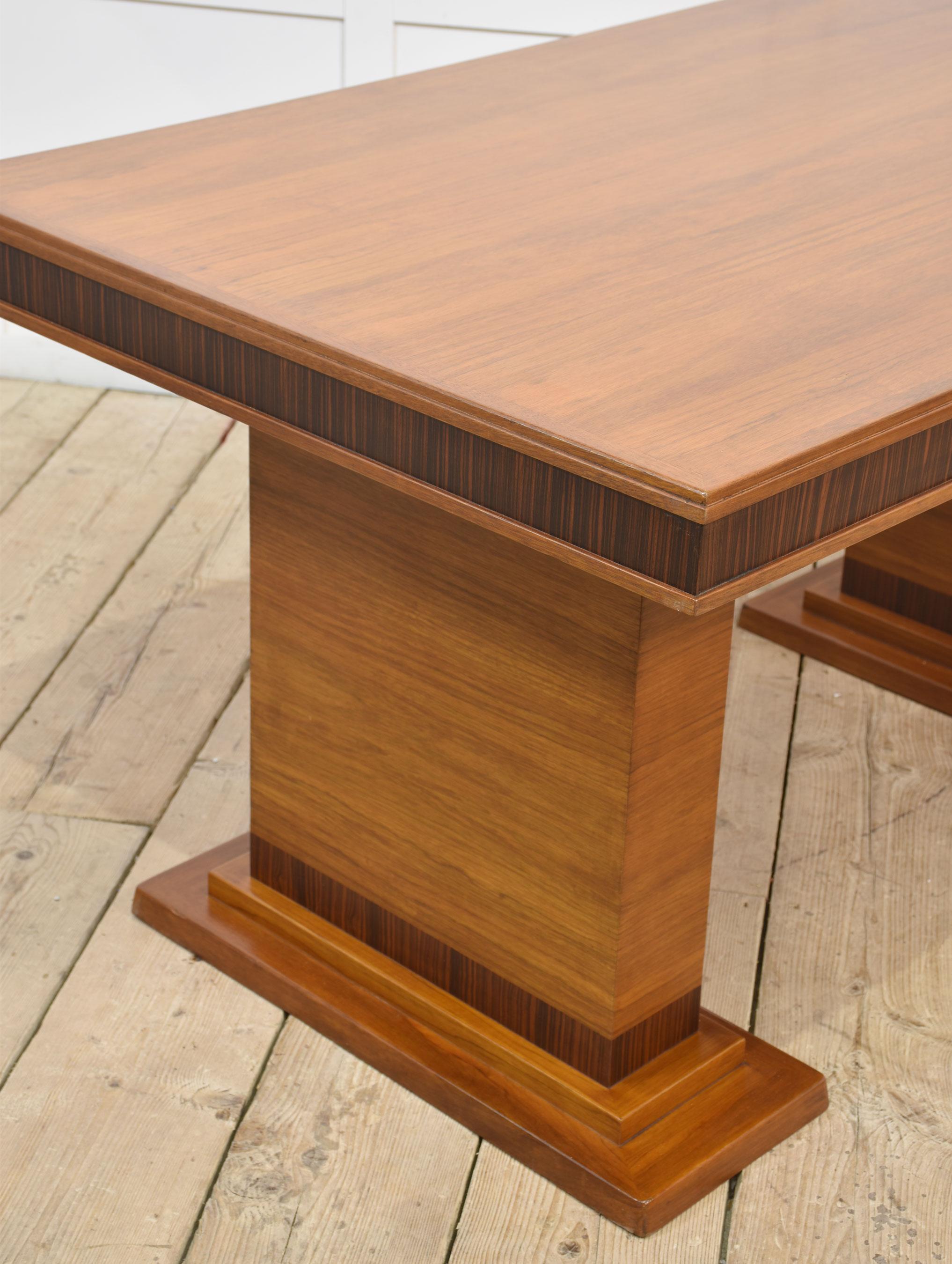 Art Deco Esstisch im Angebot 1