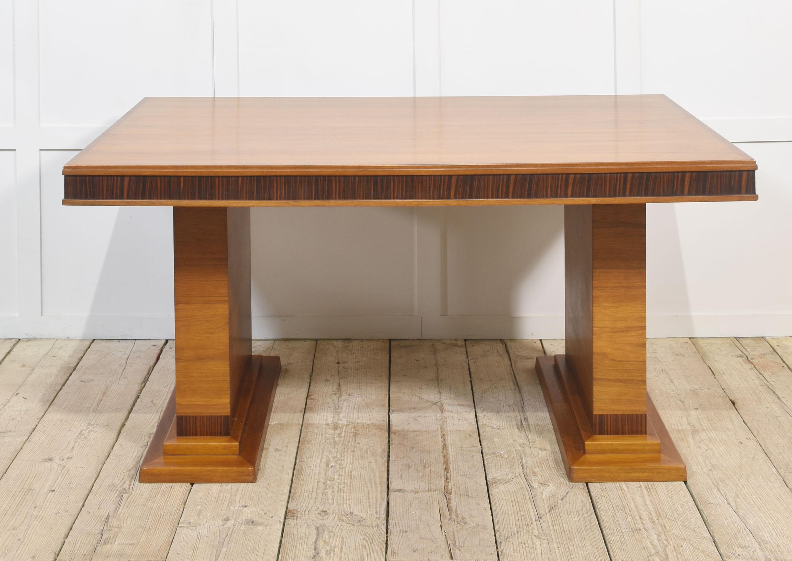 Art Deco Esstisch im Angebot 3
