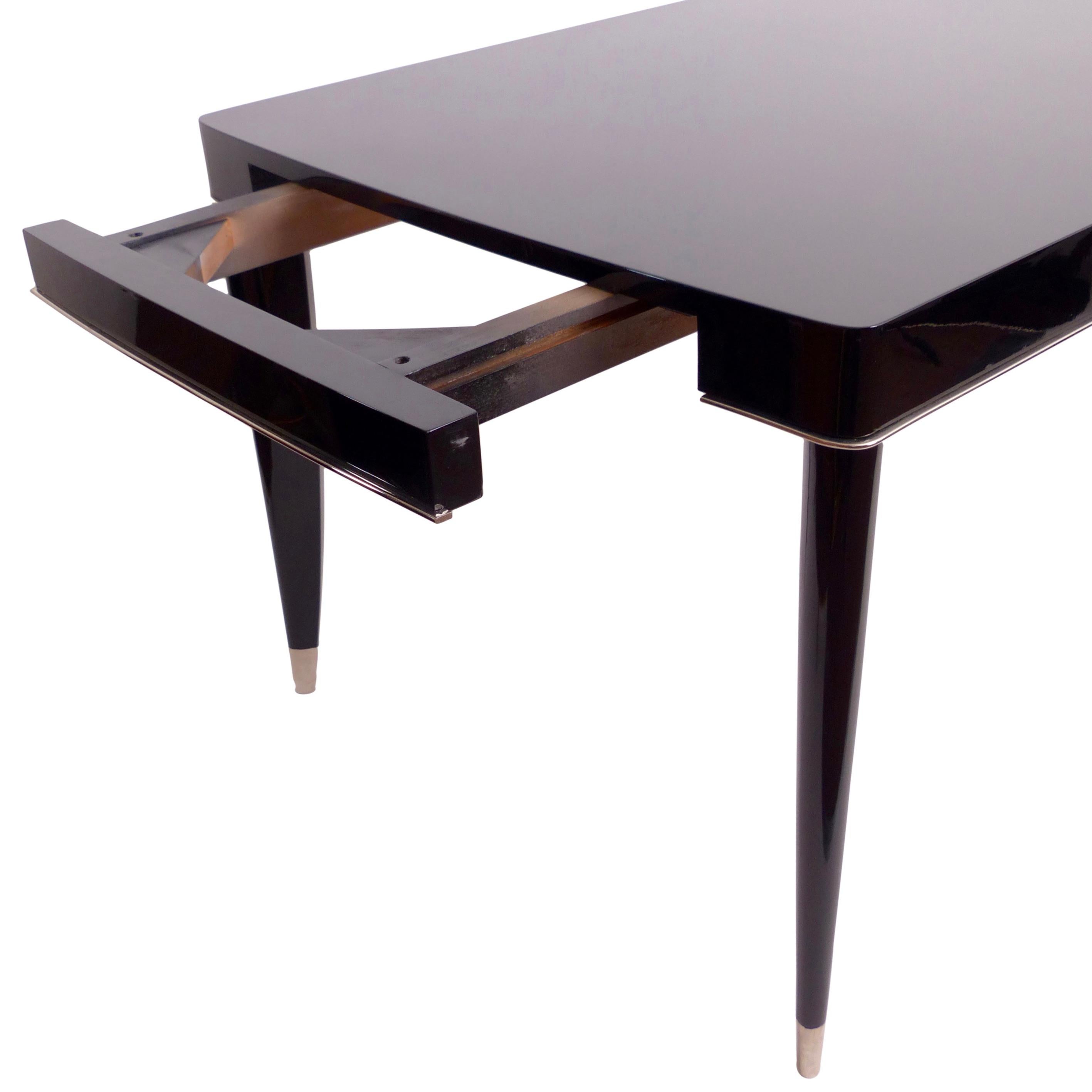 Art Deco Dining Table in Black Piano Lacquer from De Coene Frères, Belgium 1940s In Good Condition For Sale In Ulm, DE