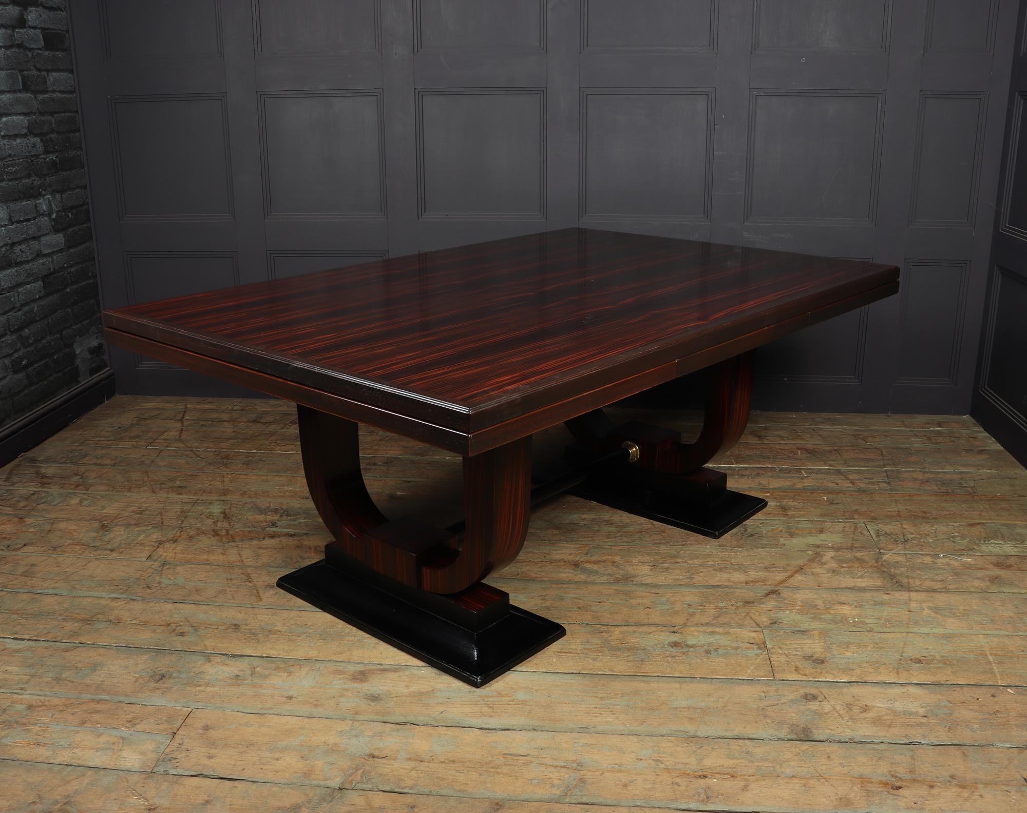 French Art Deco Dining Table in Macassar Ebony, c1925