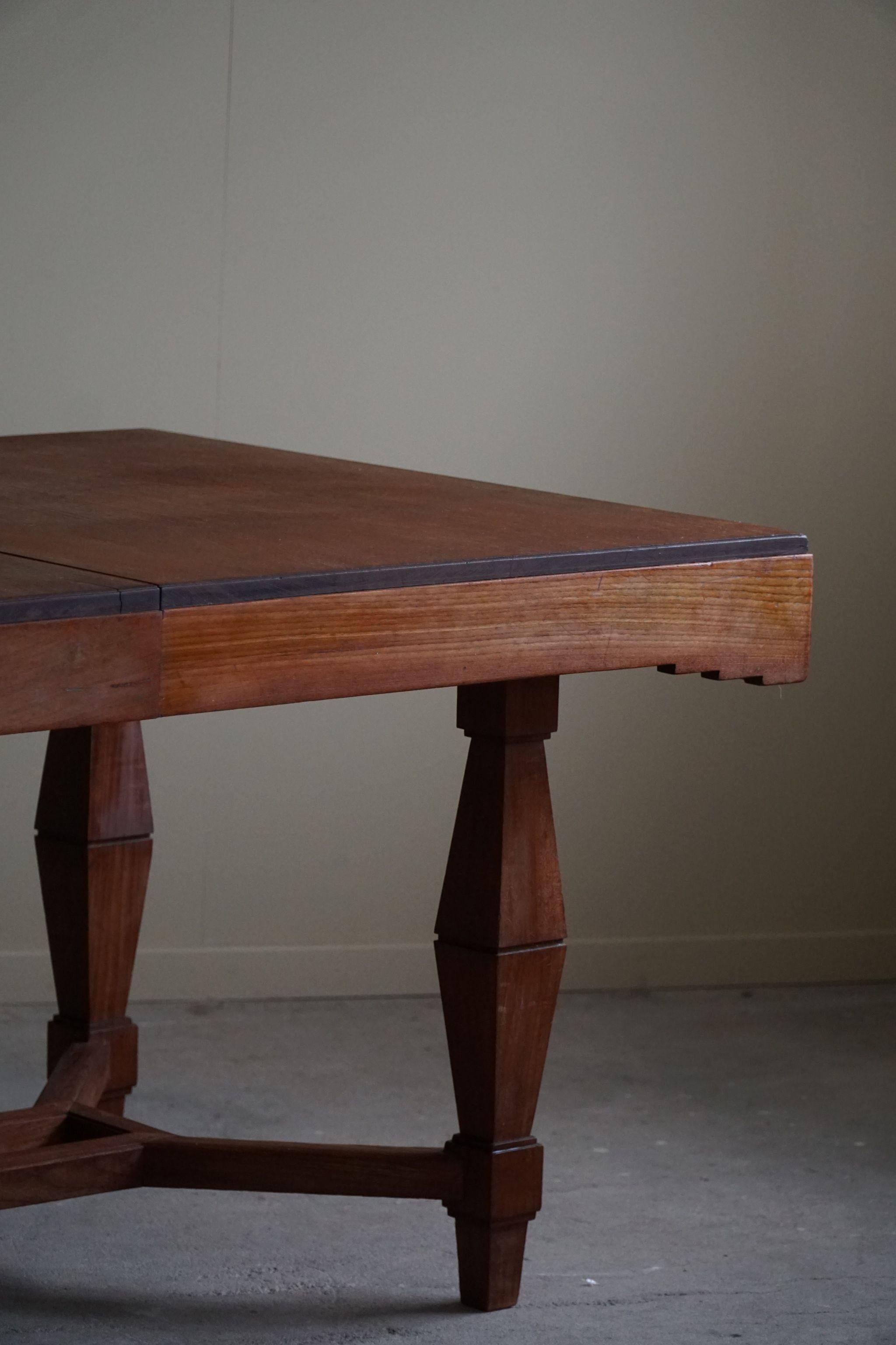 Art Deco Dining Table in Teak, with Butterfly Leaf, Danish Cabinetmaker, 1940s For Sale 16