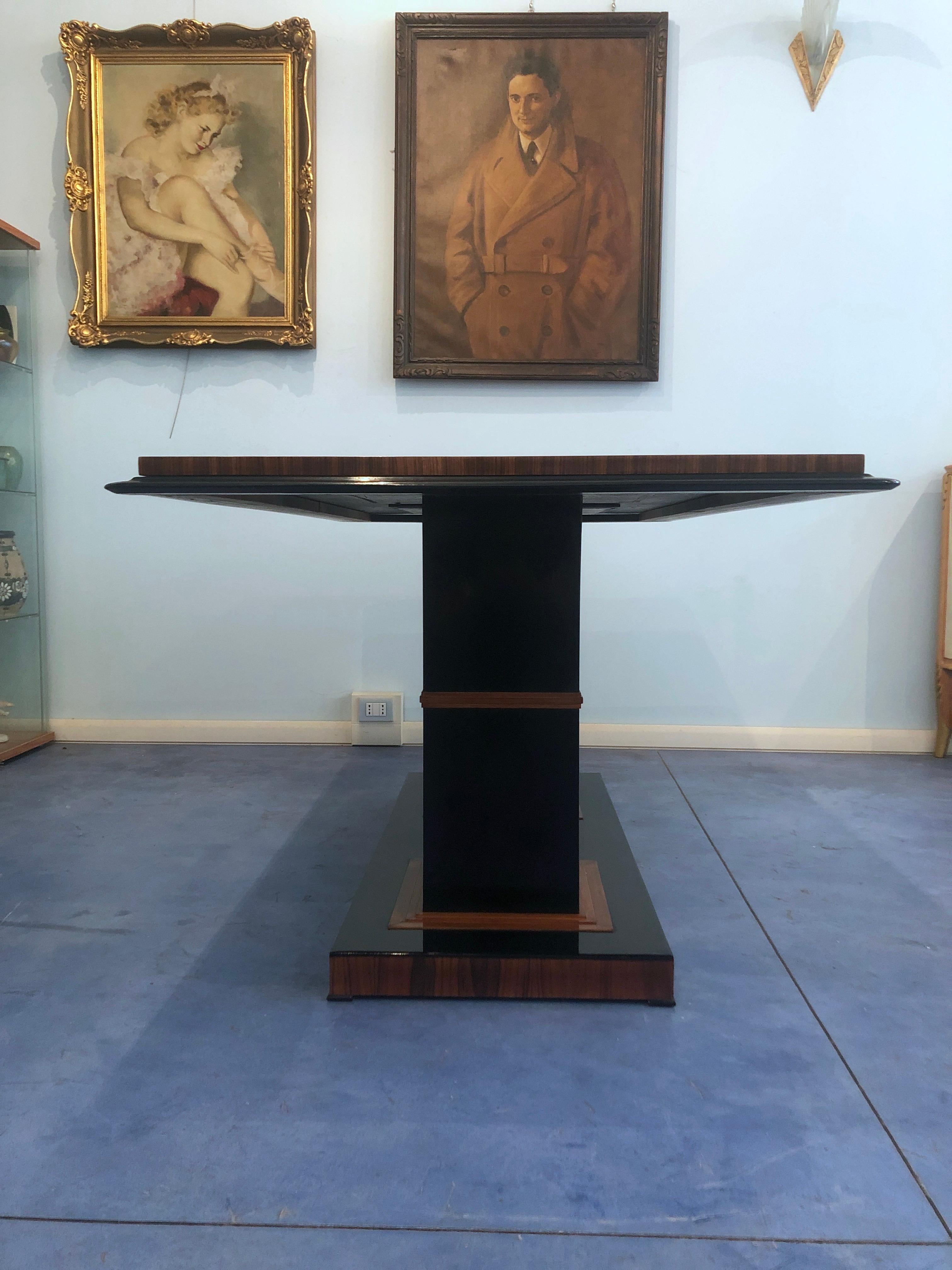 Italian Art Deco Dining Table in Maple with Decoration, 1940s For Sale 10