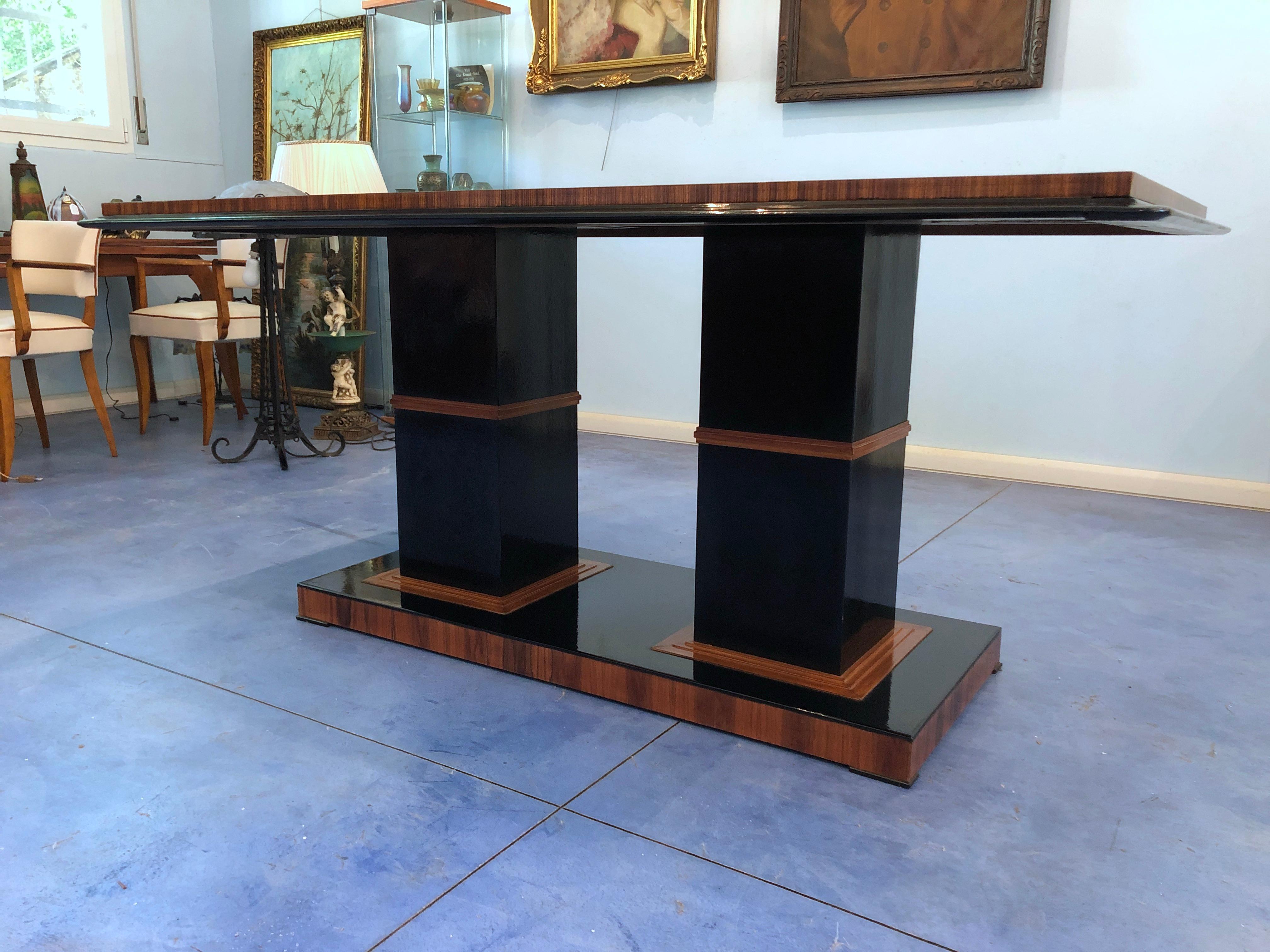 Italian Art Deco Dining Table in Maple with Decoration, 1940s For Sale 2