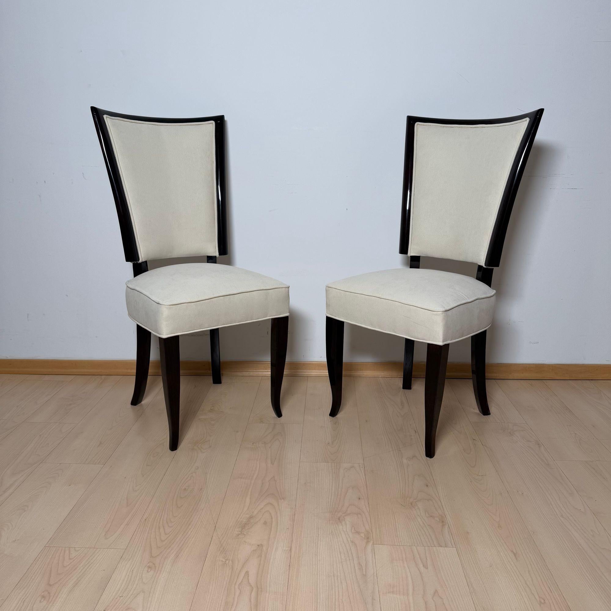Table de salle à manger Art Deco avec 10 chaises, ébène de Macassar, laiton, Paris circa 1930 en vente 6