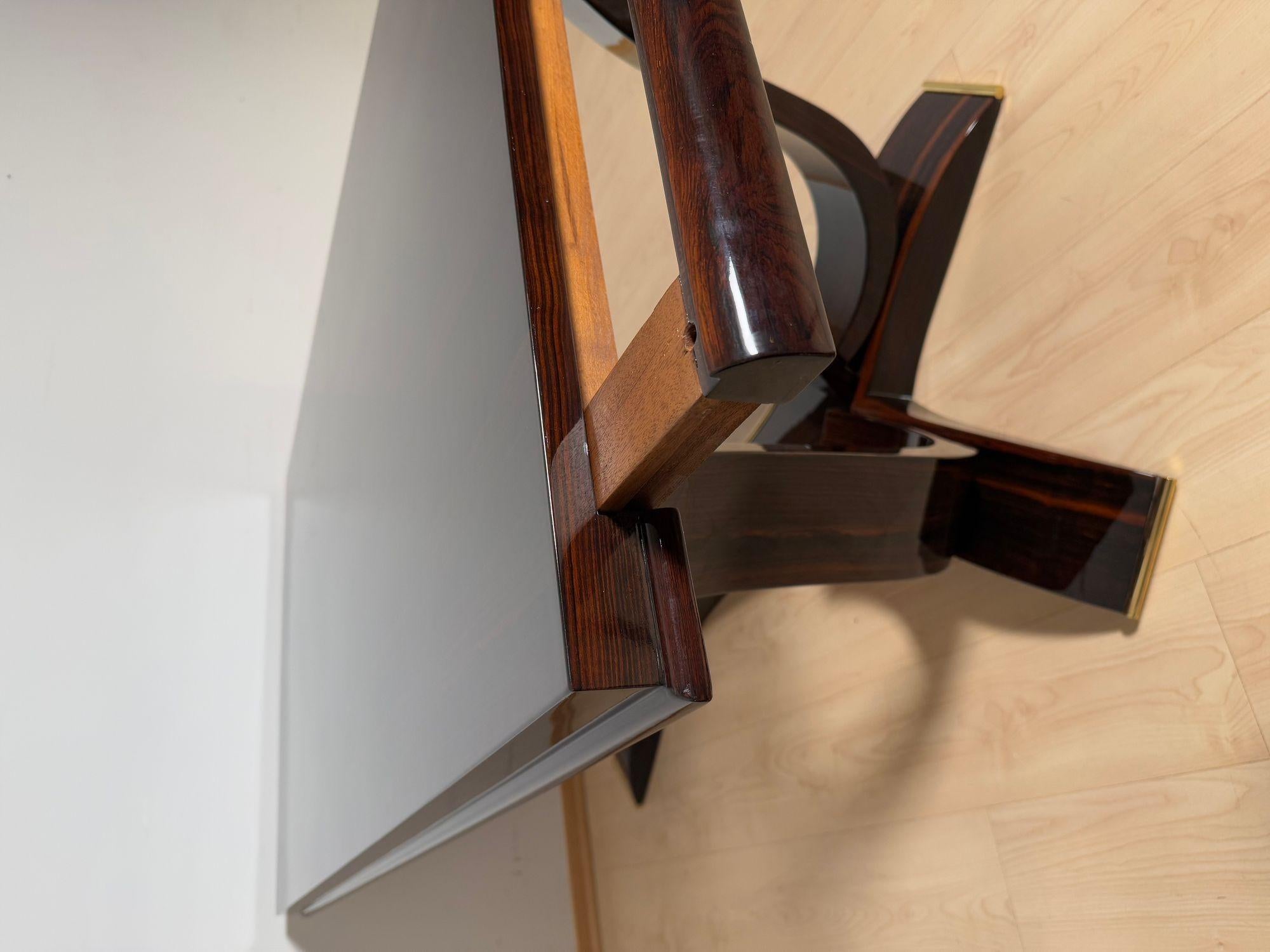 Table de salle à manger Art Deco avec 10 chaises, ébène de Macassar, laiton, Paris circa 1930 en vente 11