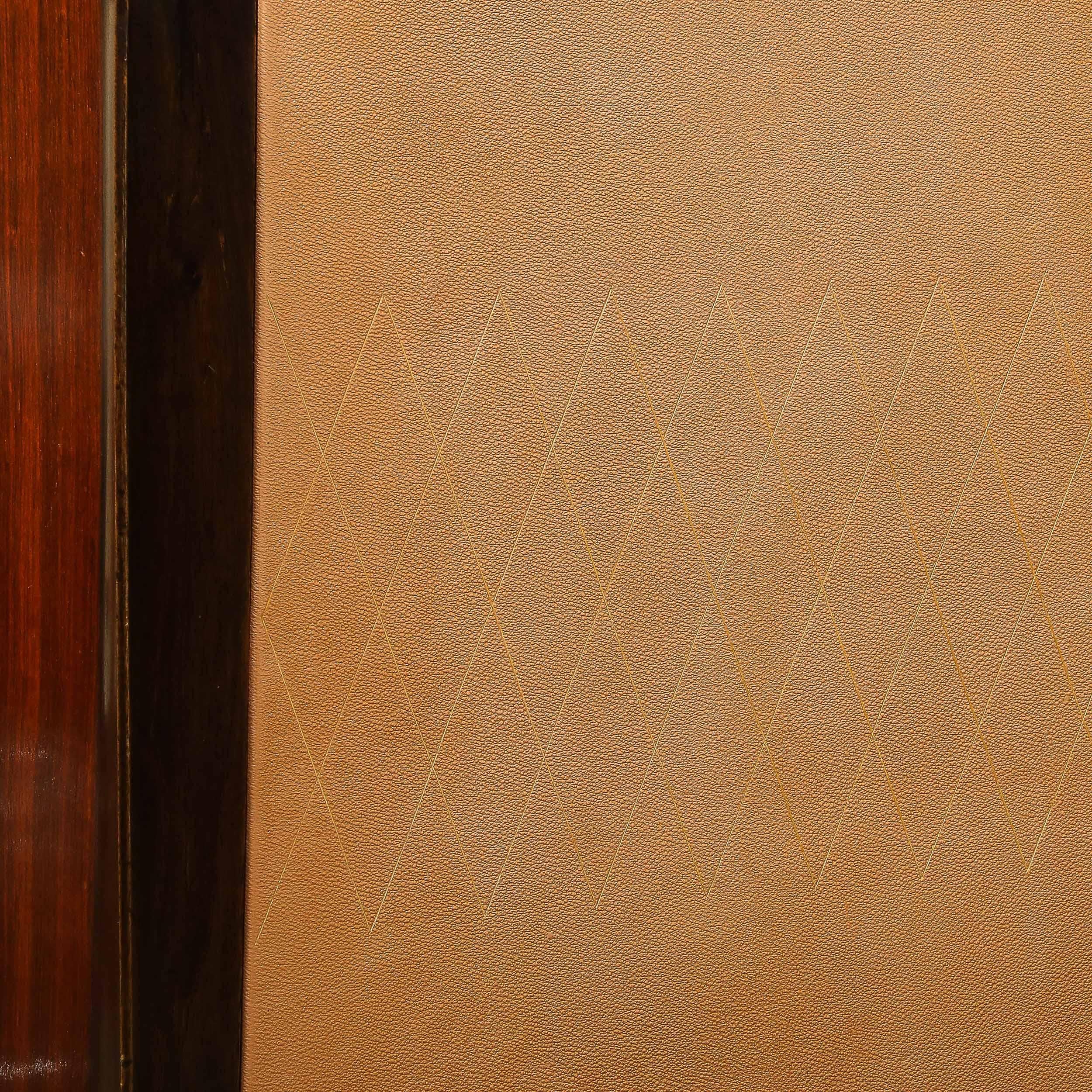 Credenza in stile Art Déco Directoire in noce e ante in pelle di cuoio in vendita 13