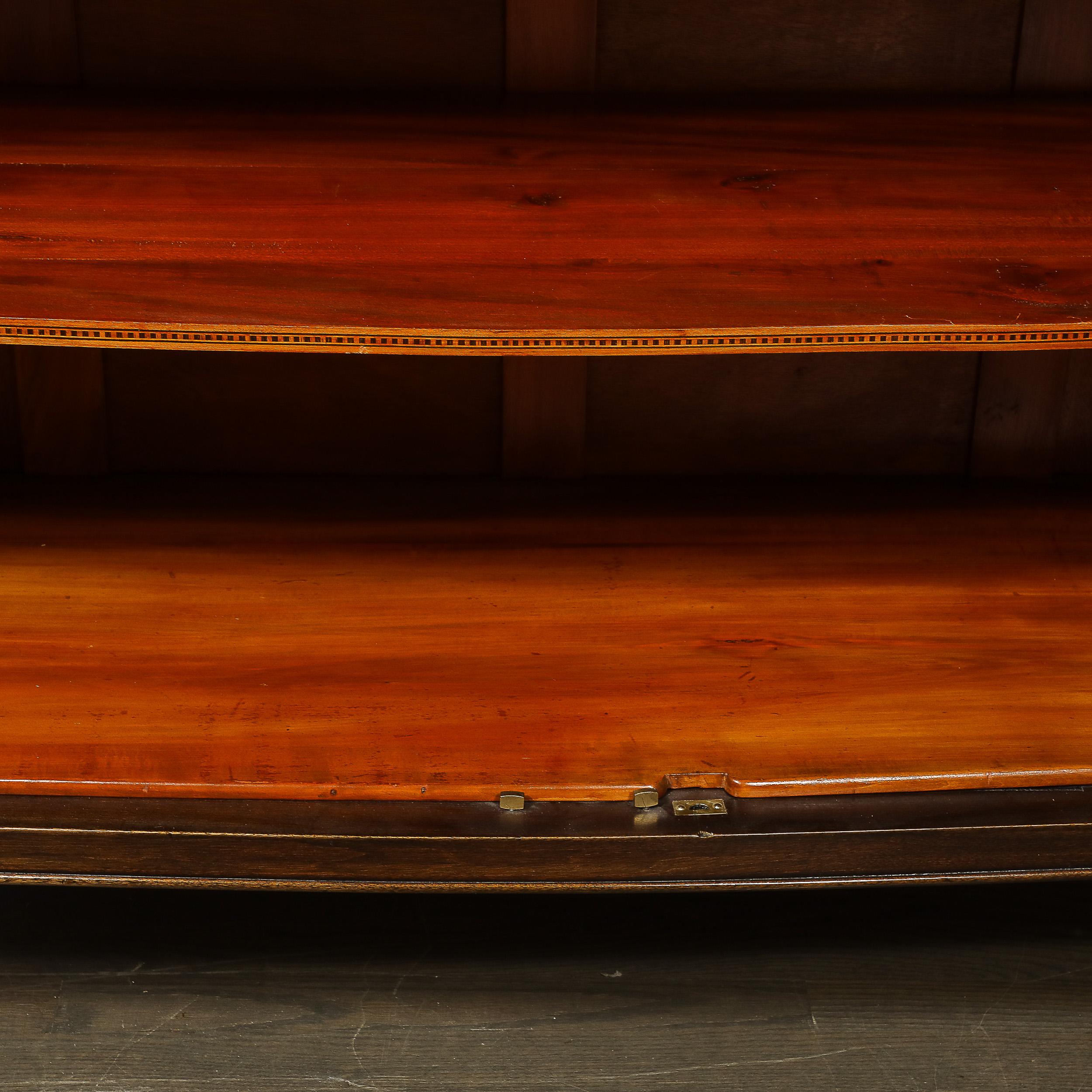 Credenza in stile Art Déco Directoire in noce e ante in pelle di cuoio in vendita 3