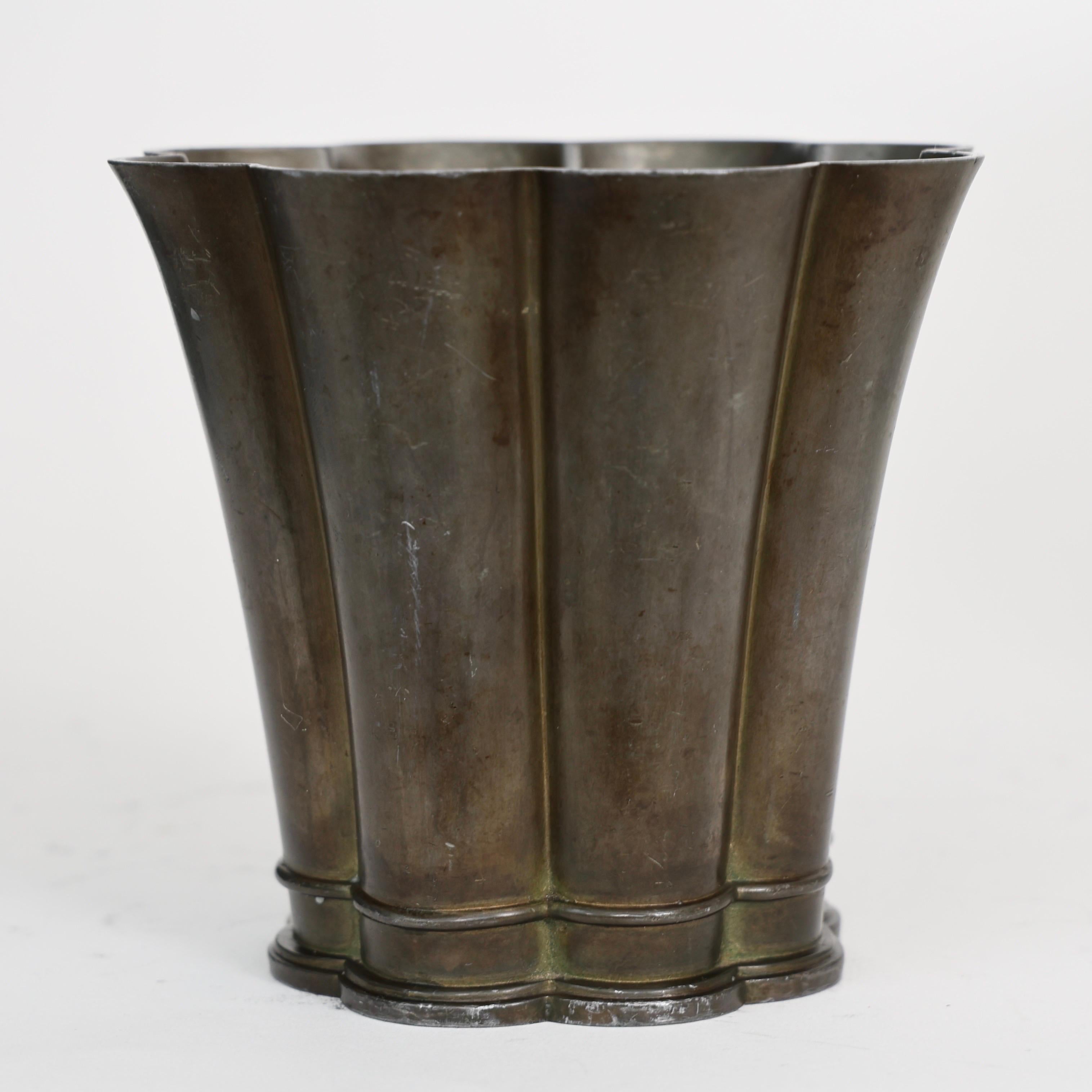 Metallo Vaso Discometal Art Deco di Just Andersen, anni '40, Danimarca in vendita