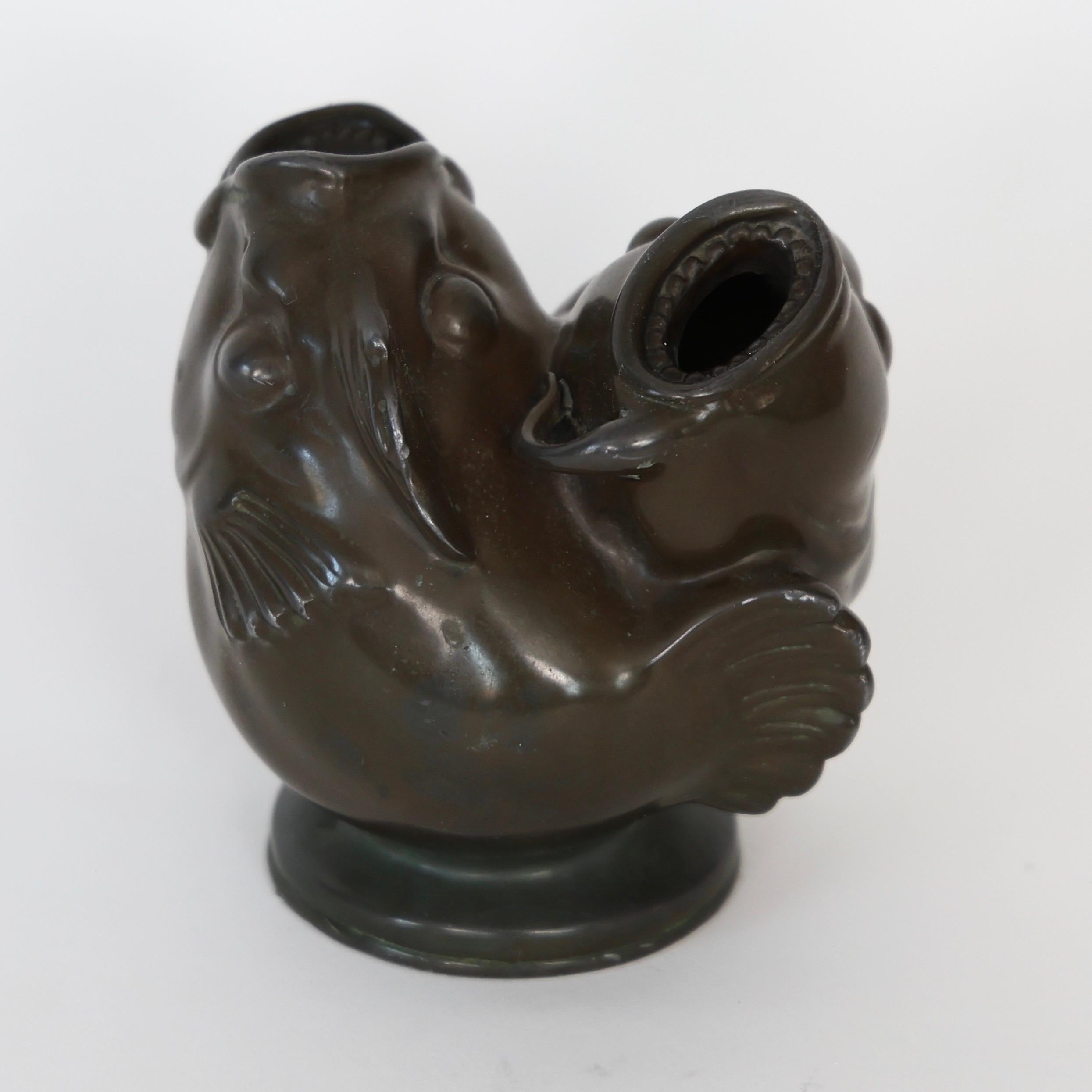 Vaso a forma di pesce Diskometal Art Deco di Just Andersen, anni '30, Danimarca in vendita 2