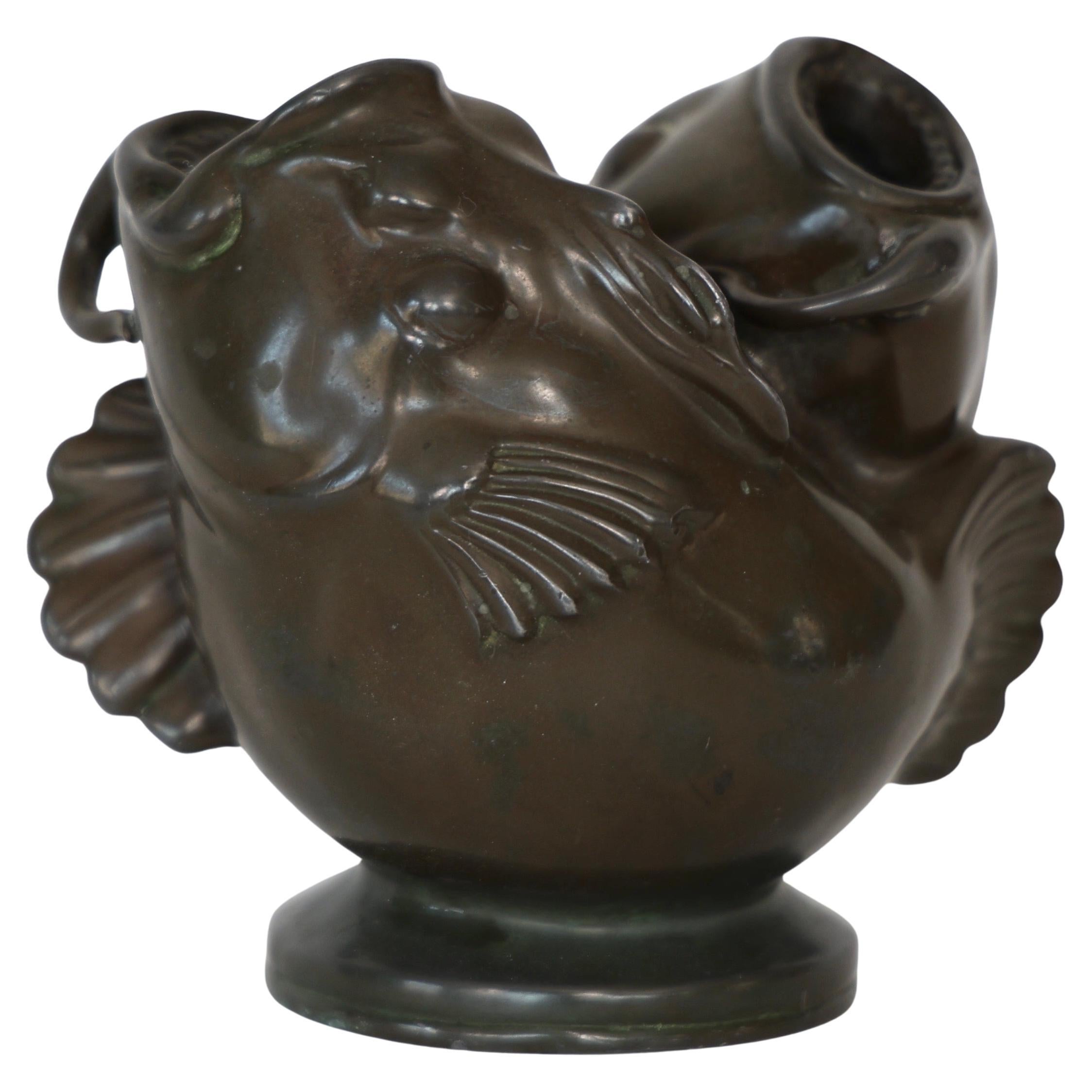 Vaso a forma di pesce Diskometal Art Deco di Just Andersen, anni '30, Danimarca