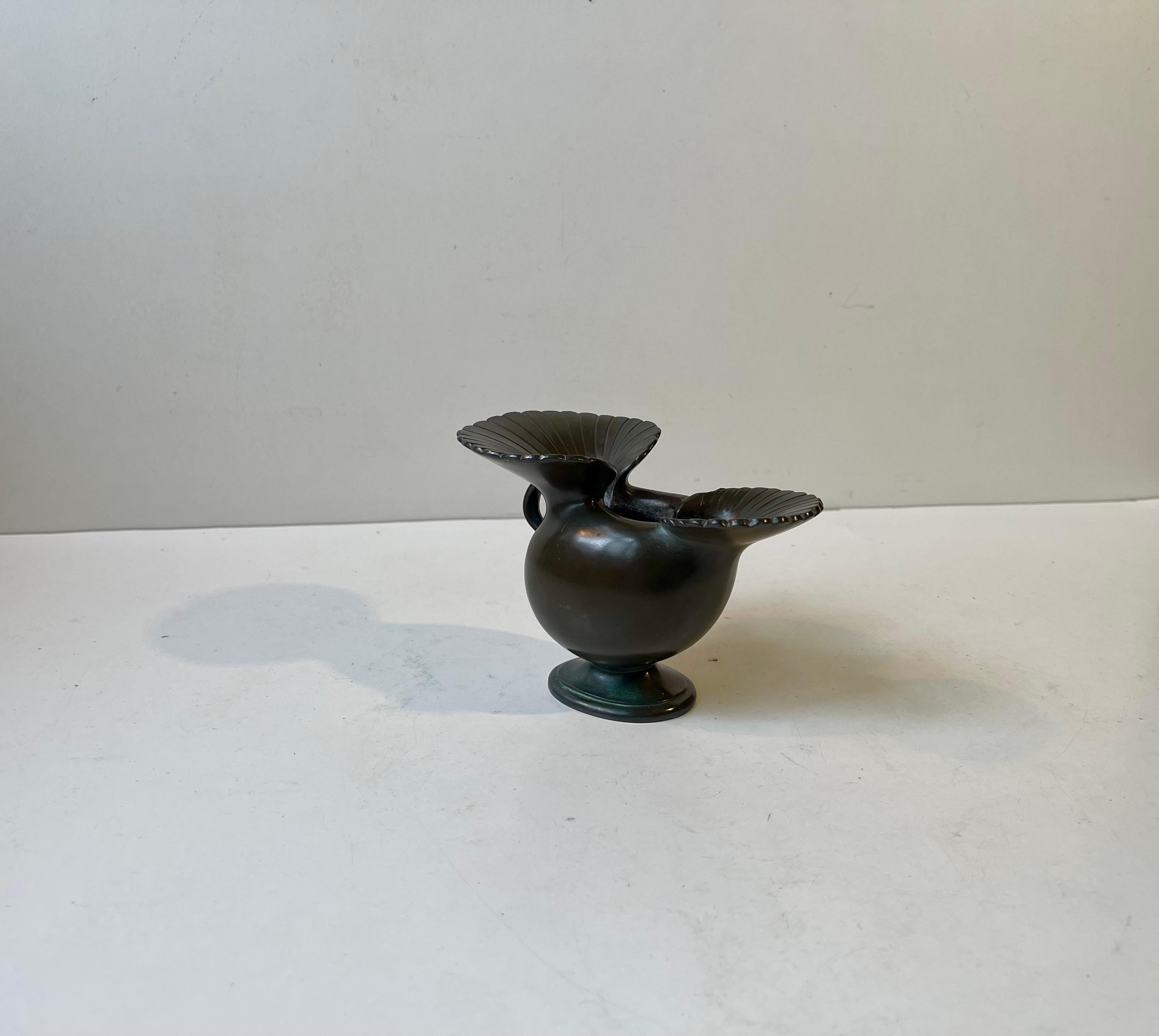 Vaso Art Deco Diskometal 'Hen' di Just Andersen, anni '30 1