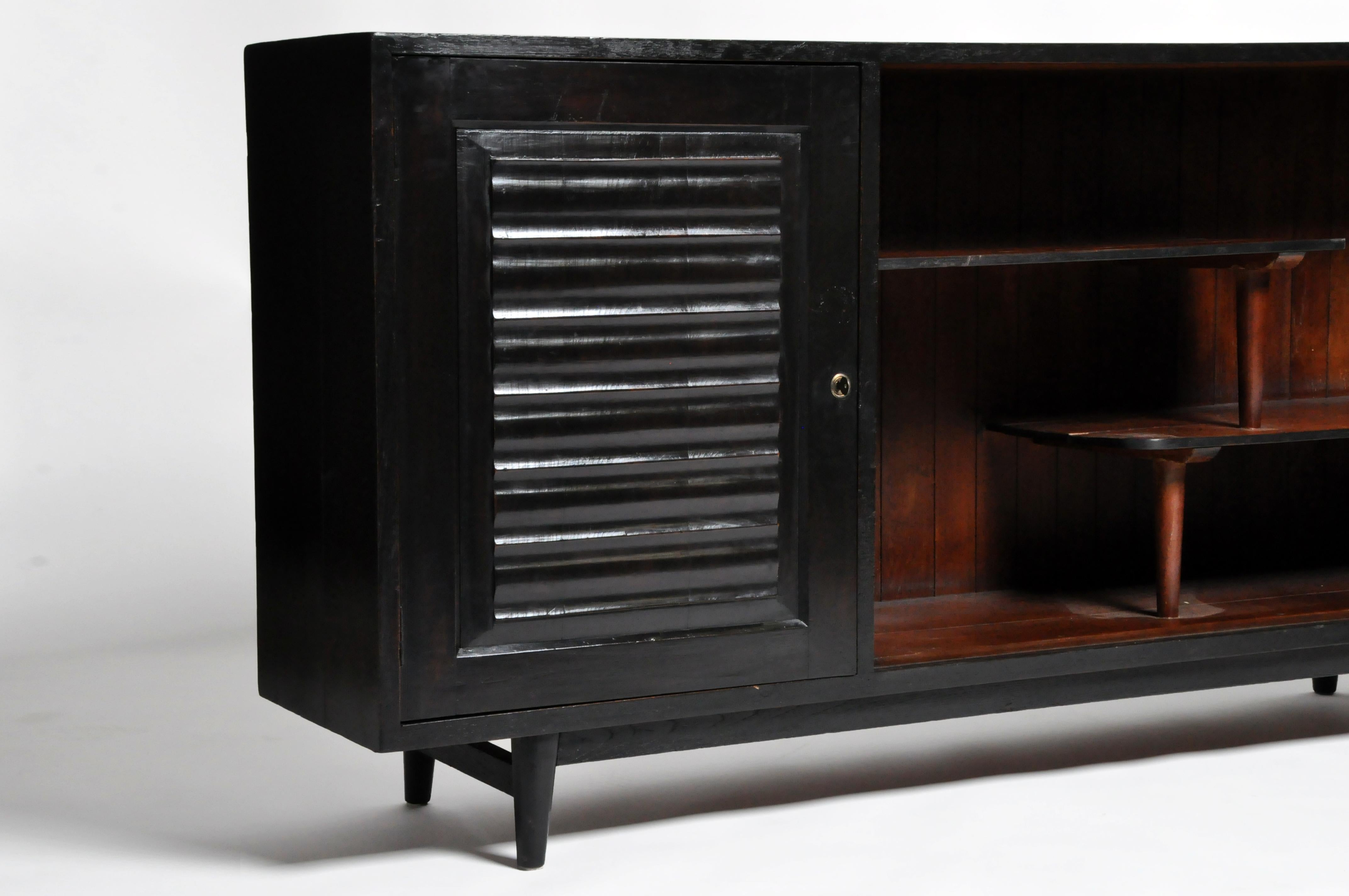 20th Century Art Deco Display Cabinet