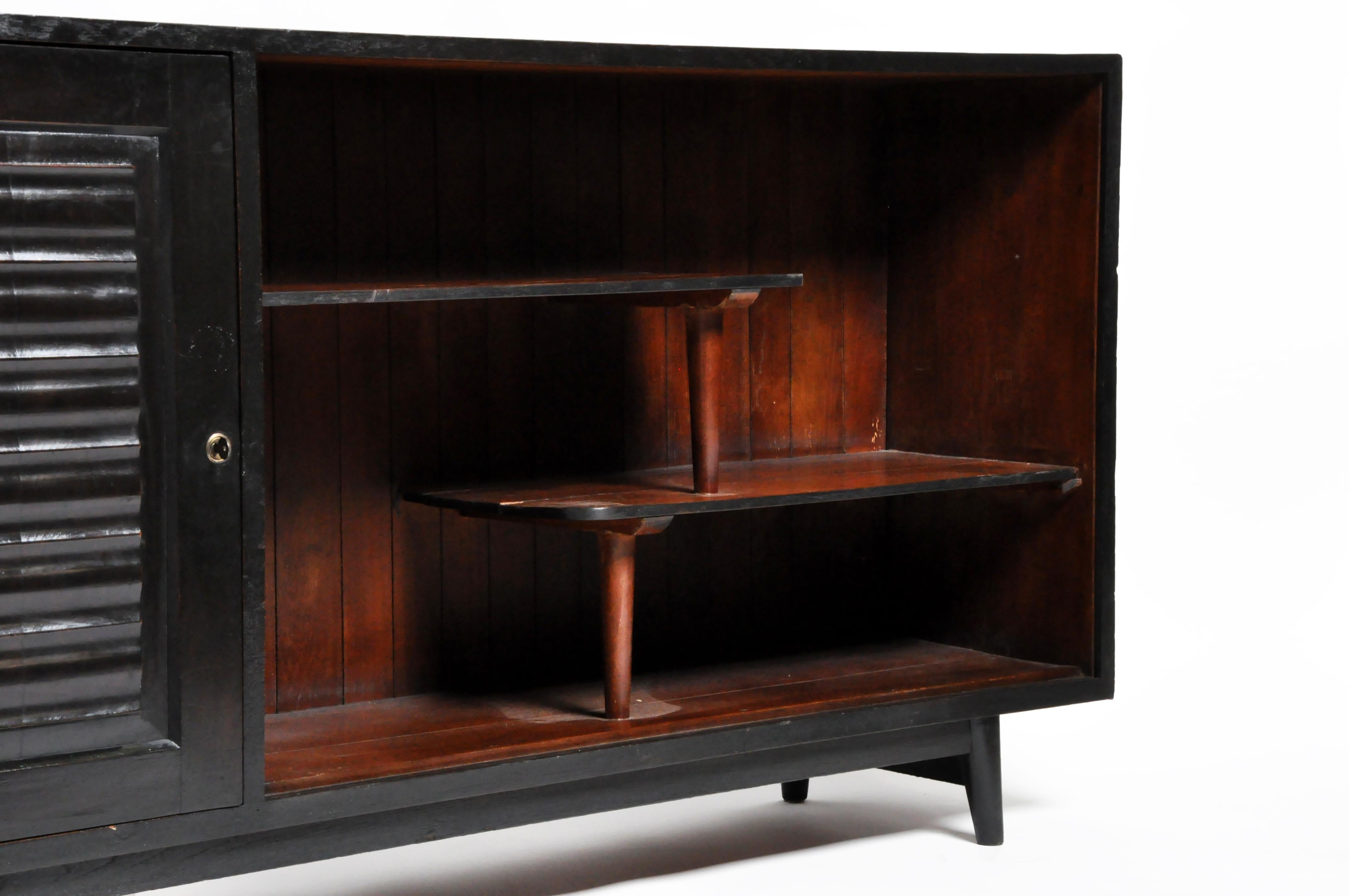 Art Deco Display Cabinet (20. Jahrhundert)