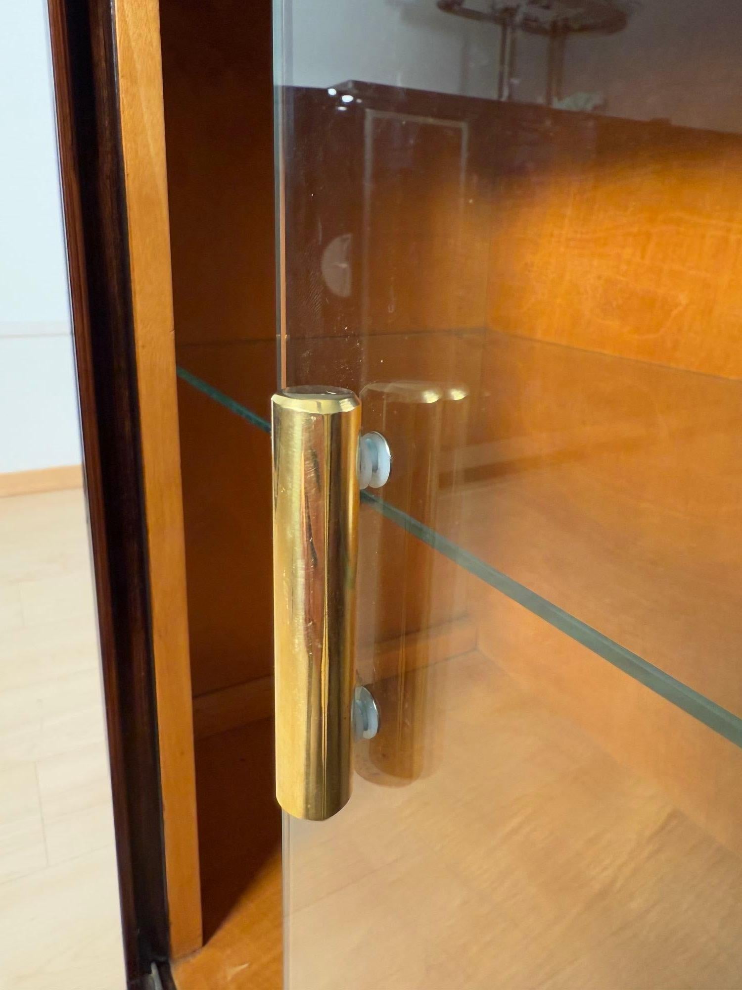 Art Deco Vitrine Sideboard, Makassar Ebenholz, Ahorn, Messing, Glas, Paris um 193 im Angebot 8