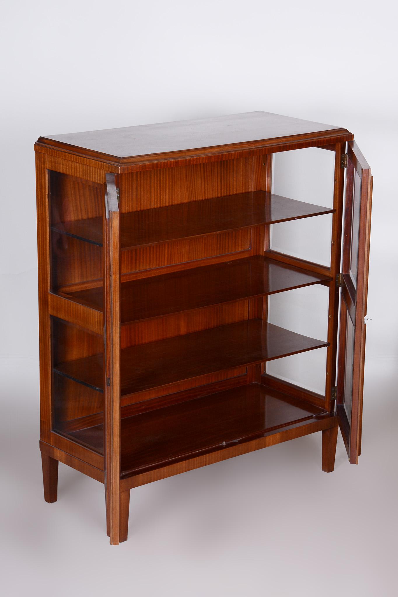 Art Deco Display Cabinet Made Un 1930s Czechia - Restored Mahogany 3