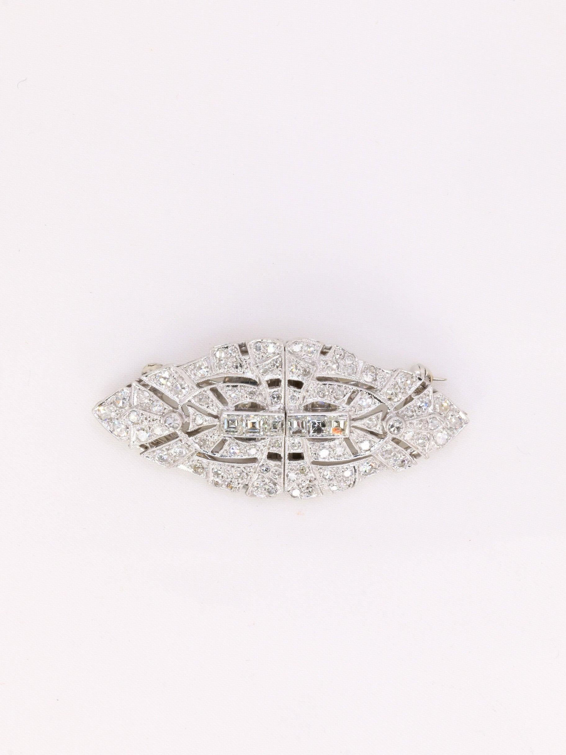 Asscher Cut Art Deco Double-Clip Brooch in Gold and Platinum with Diamonds For Sale