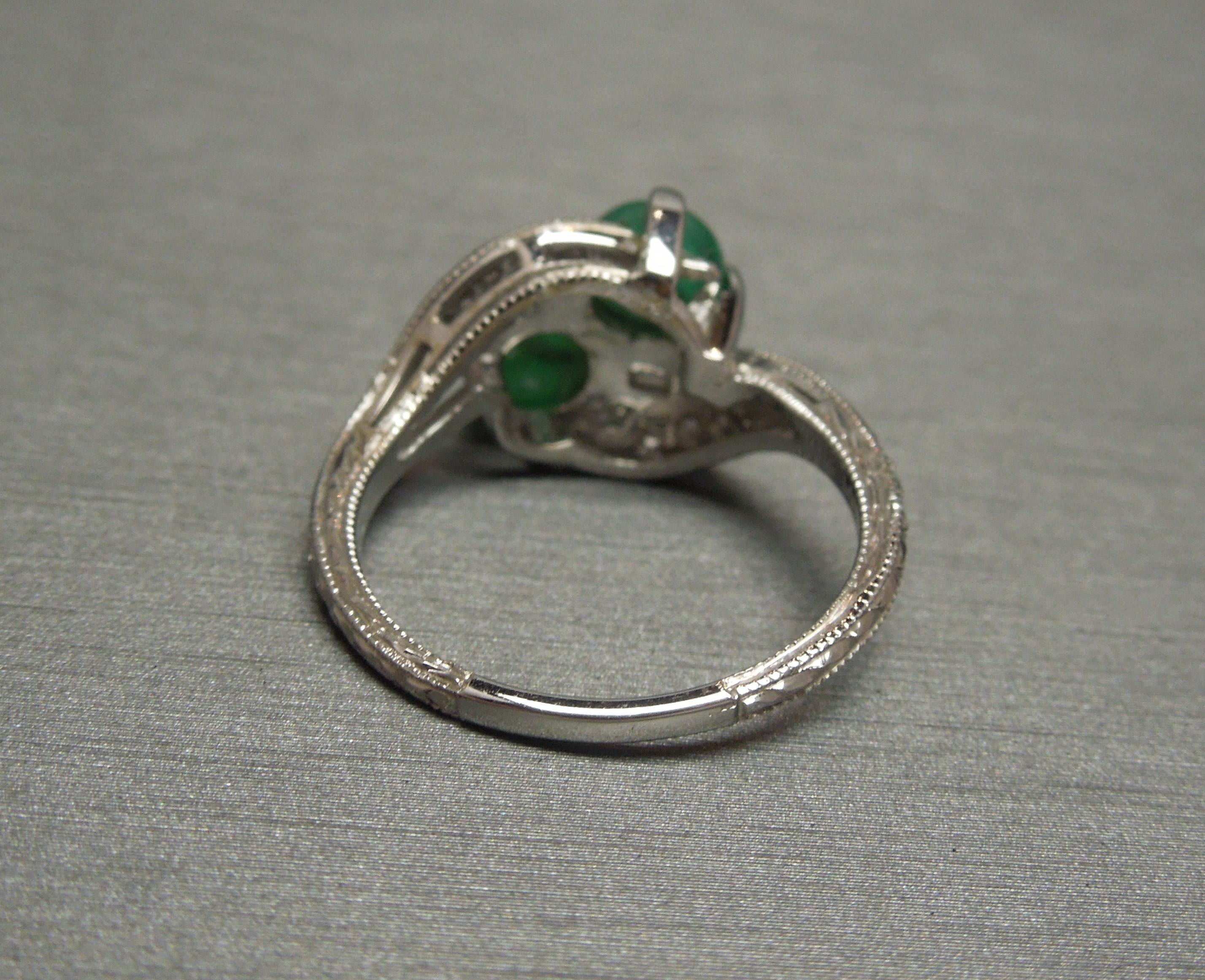 Art Deco Double Emerald 14 Karat ByPass Ring For Sale 3