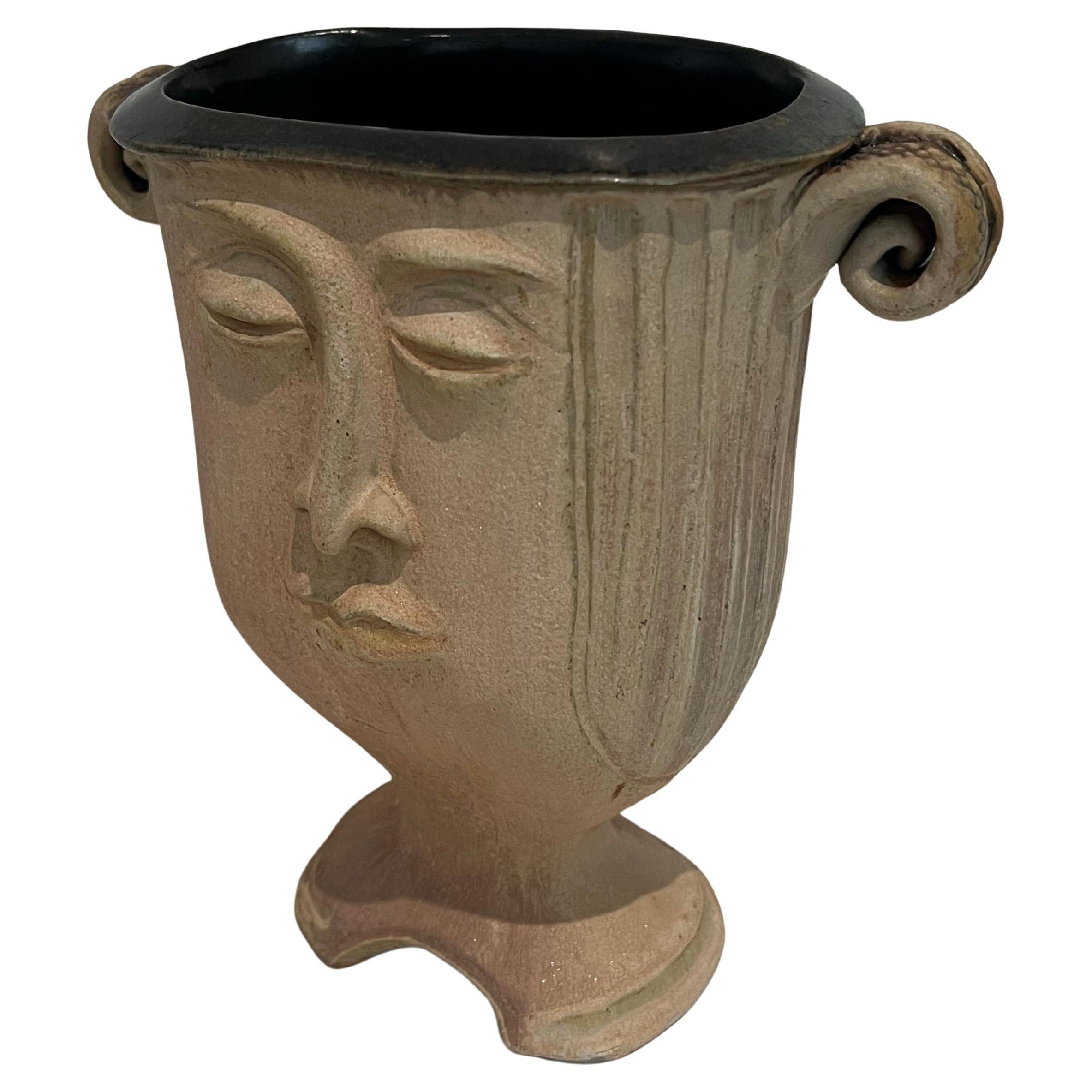 20ième siècle Vase décoratif en céramique Art Decoro à double visage en vente