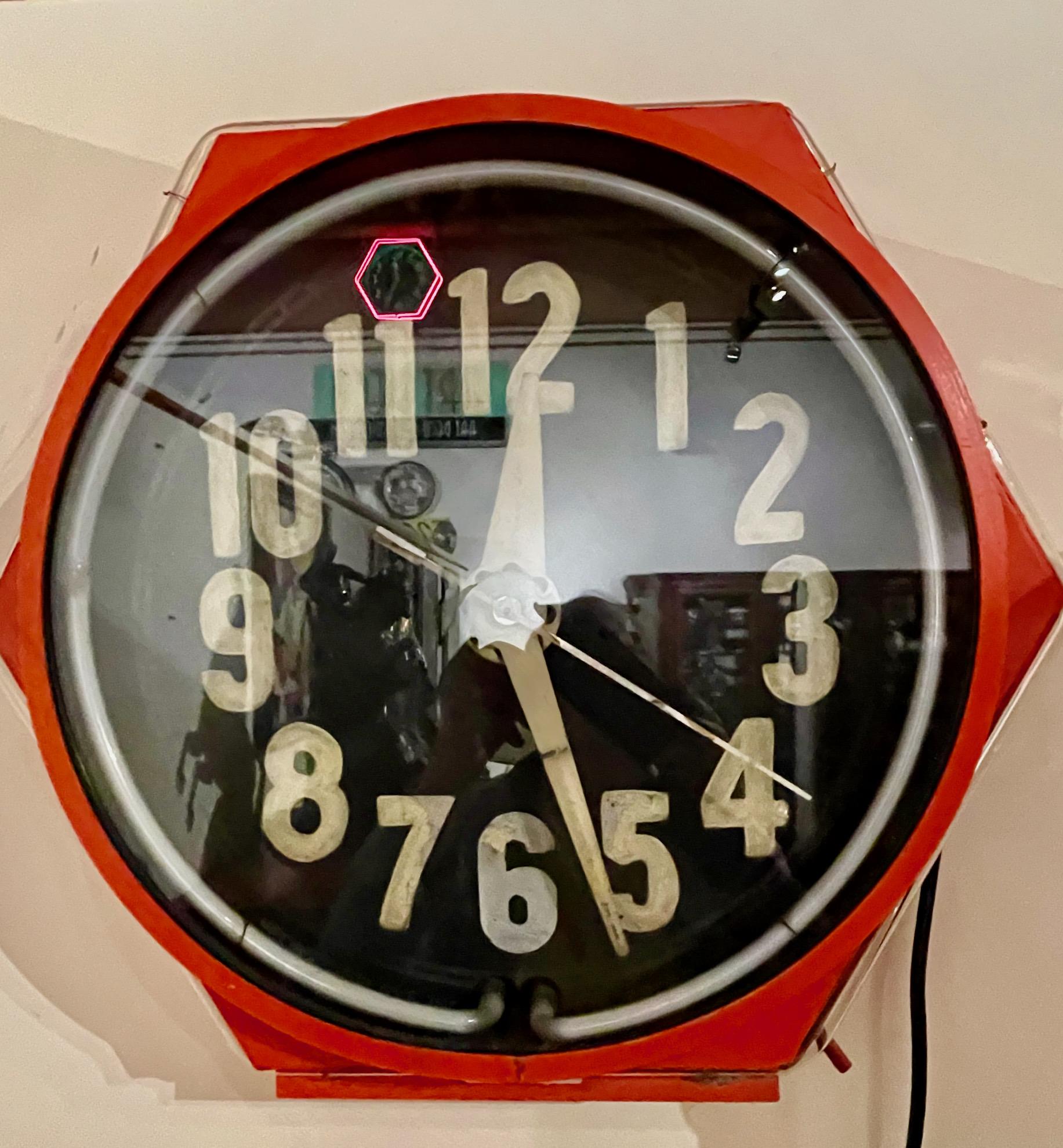 Art Deco Double Neon Hexagon Vintage Wall Clock 1