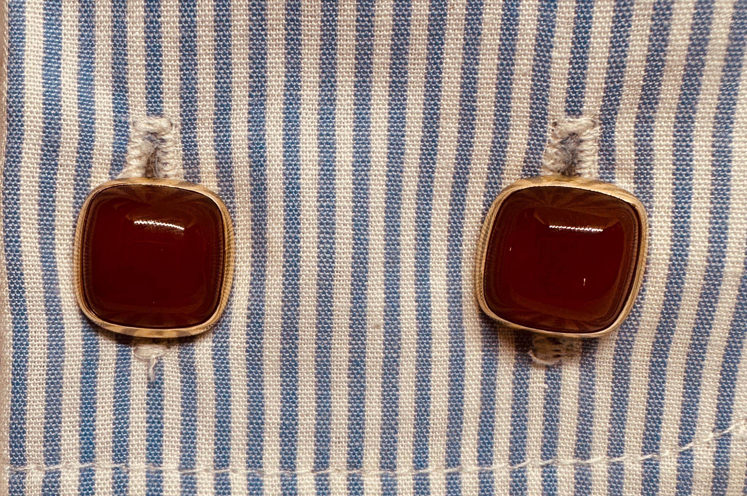 Art Deco Double-Sided Cufflinks with Carnelians in Yellow Gold by Larter & Sons 1