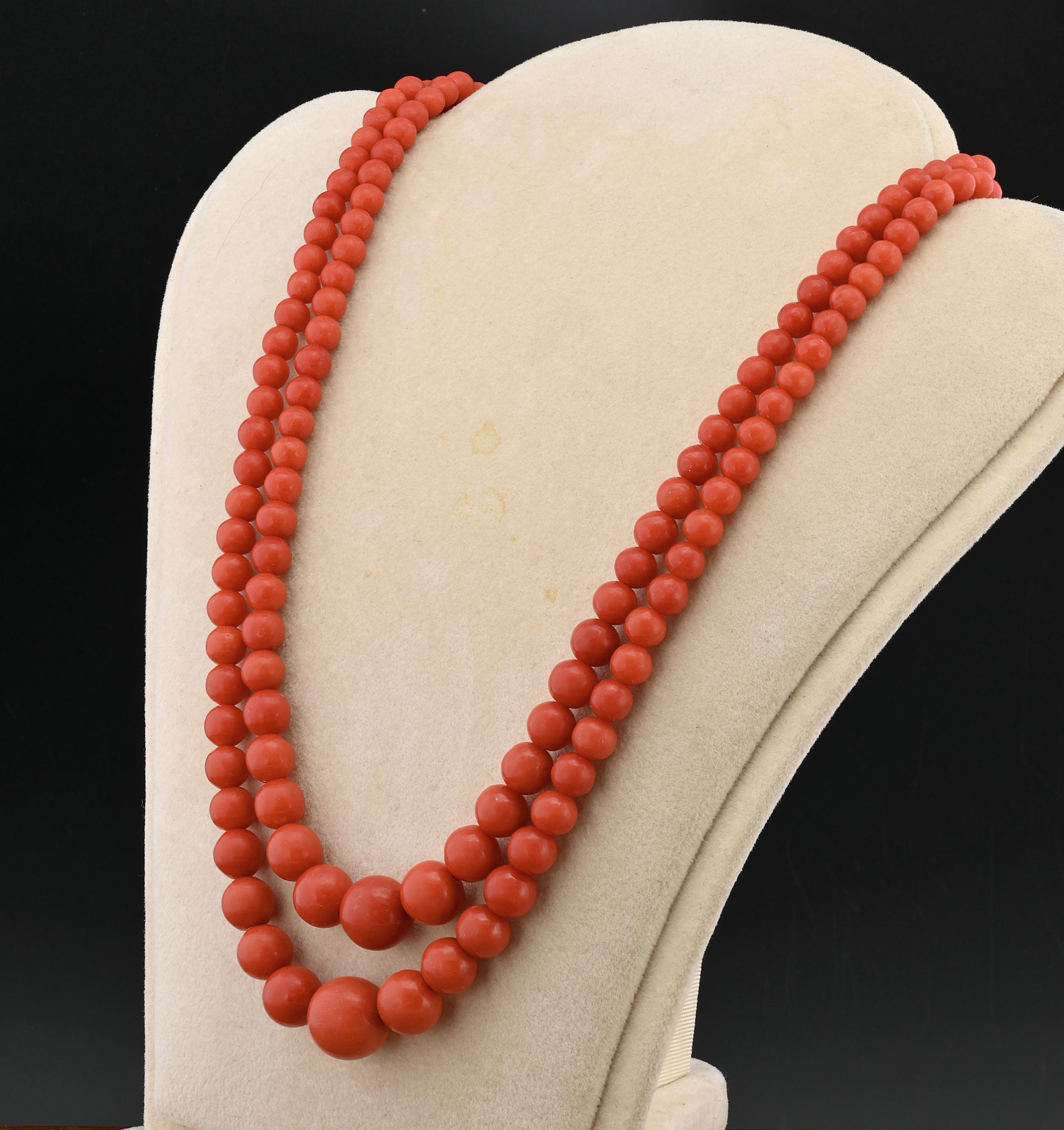 Art Deco Double Strand Natural Red Coral Necklace Gold Clasp For Sale 2