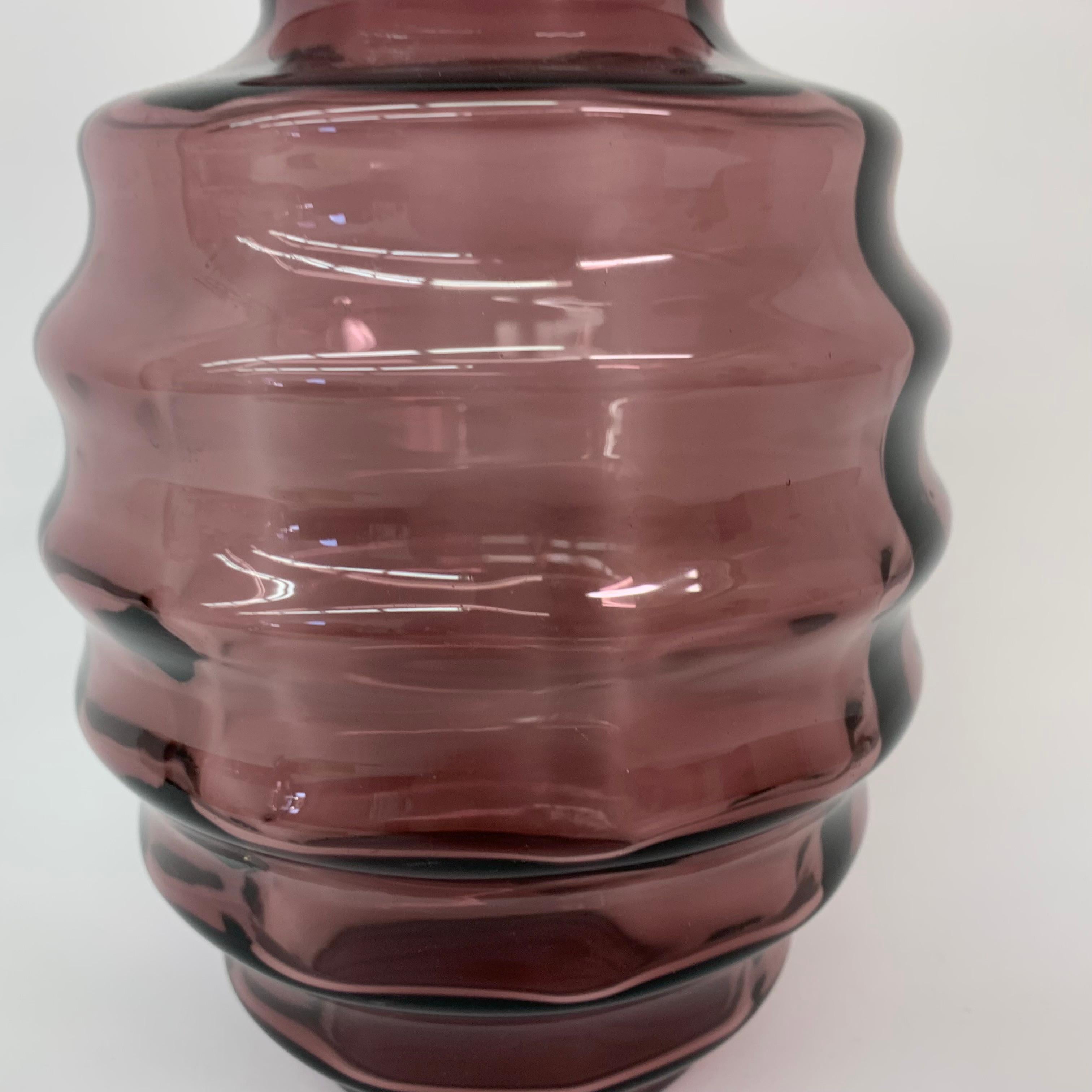 Art Deco Doyen Vaas Purple Glass, 1930’s For Sale 4