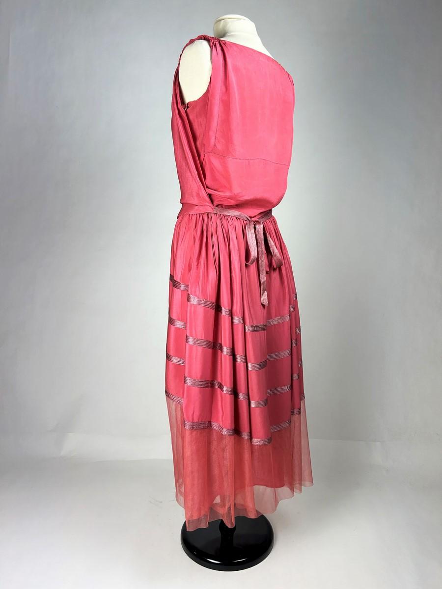 Art Deco dress in coral pink silk crepe and tulle - France Circa 1920-1925 For Sale 6