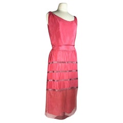 Antique Art Deco dress in coral pink silk crepe and tulle - France Circa 1920-1925