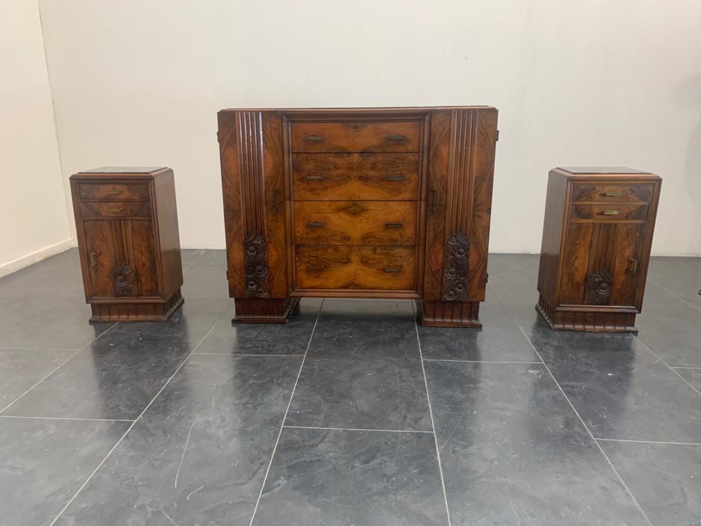 Set of Art Deco dressers and nightstands, walnut and burl walnut, black Marquina marble top. 
Measures dresser height 104, length 126, depth 56, 
nightstands height 75, width 40, depth 35.
Packaging with bubble wrap and cardboard boxes is