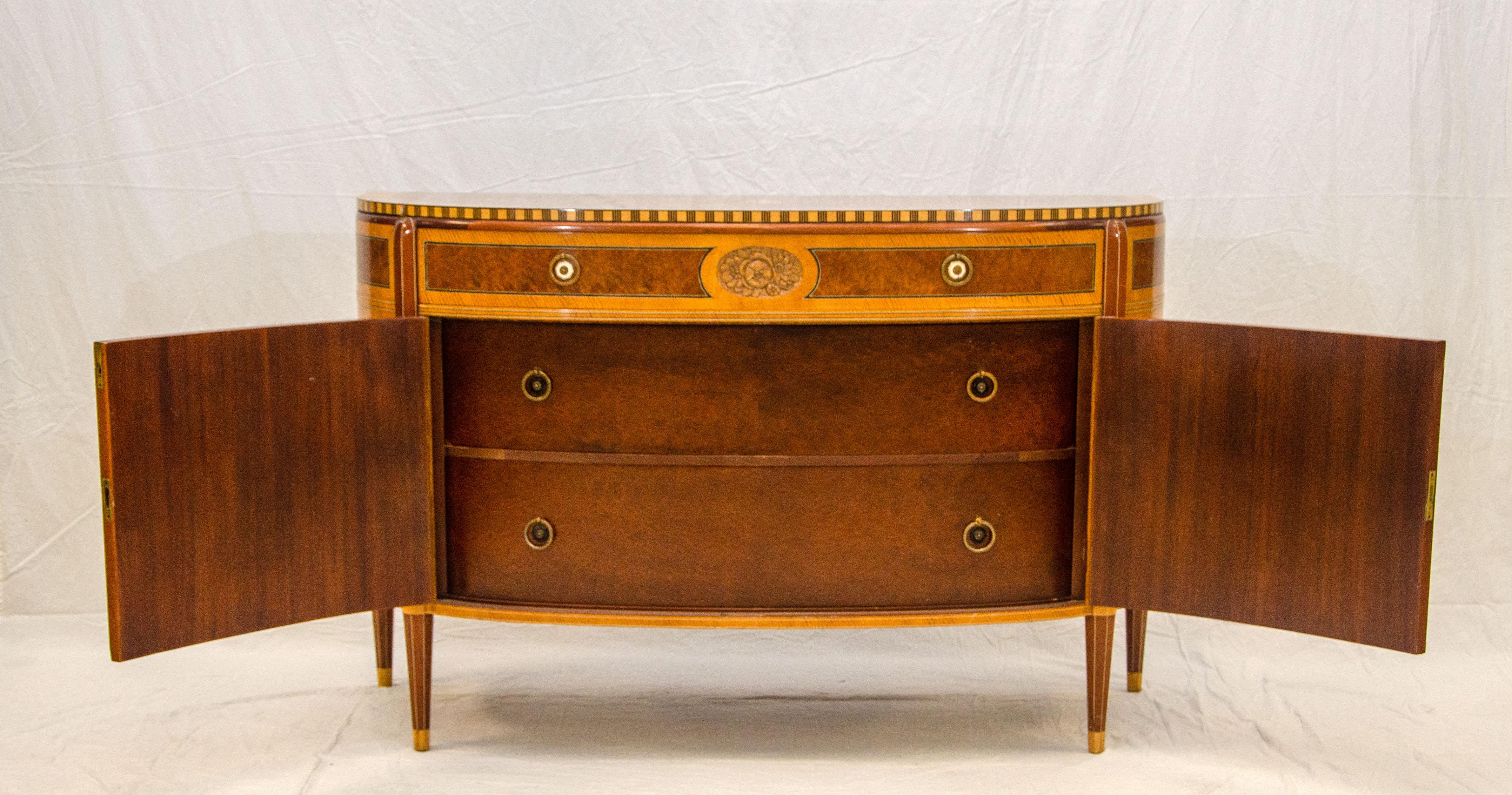 Art-Déco-Kommode / Buffet von Robert W. Irwin, Royal Furniture im Angebot 6
