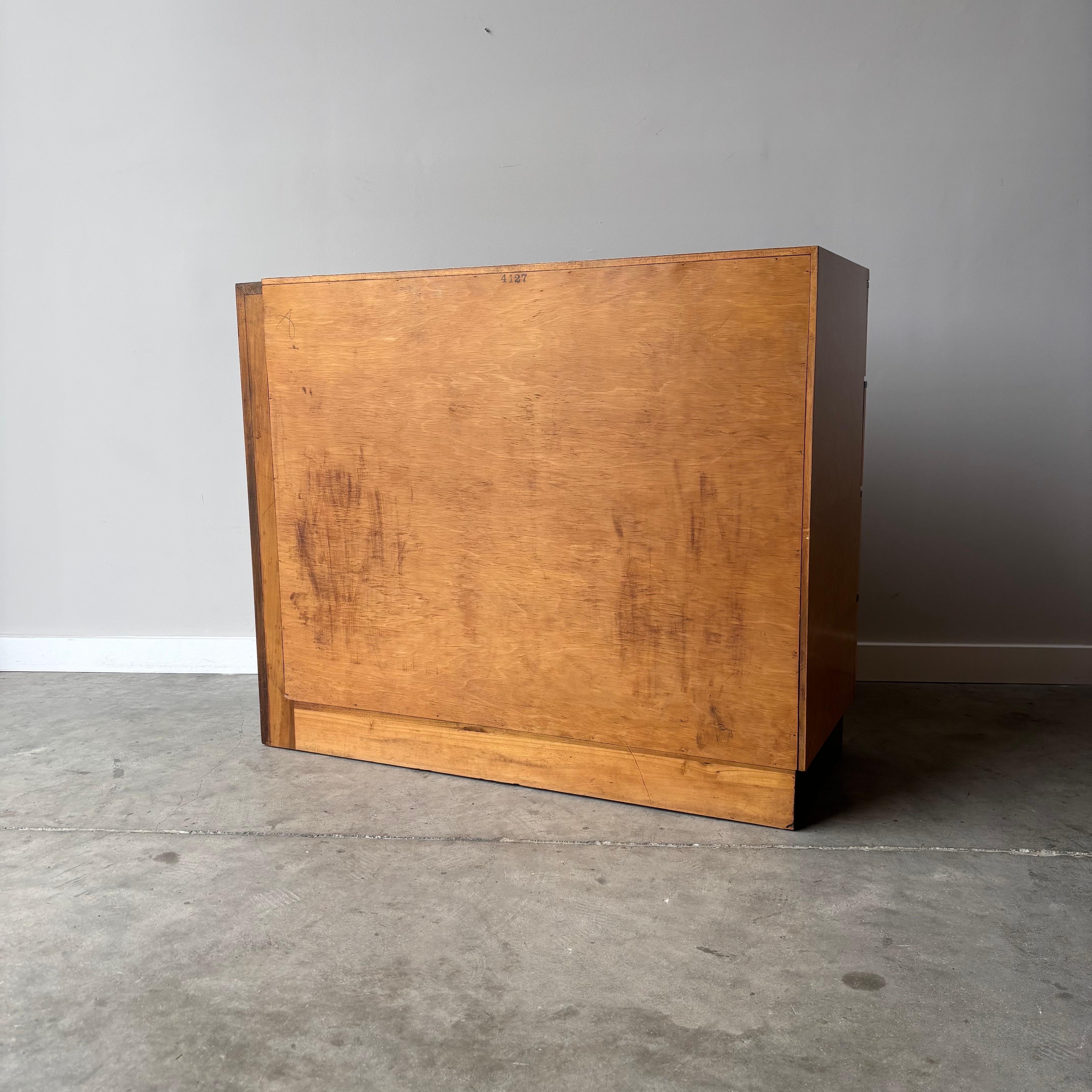 Art Deco Dresser by Gilbert Rohde, Herman Miller, 1930s For Sale 6