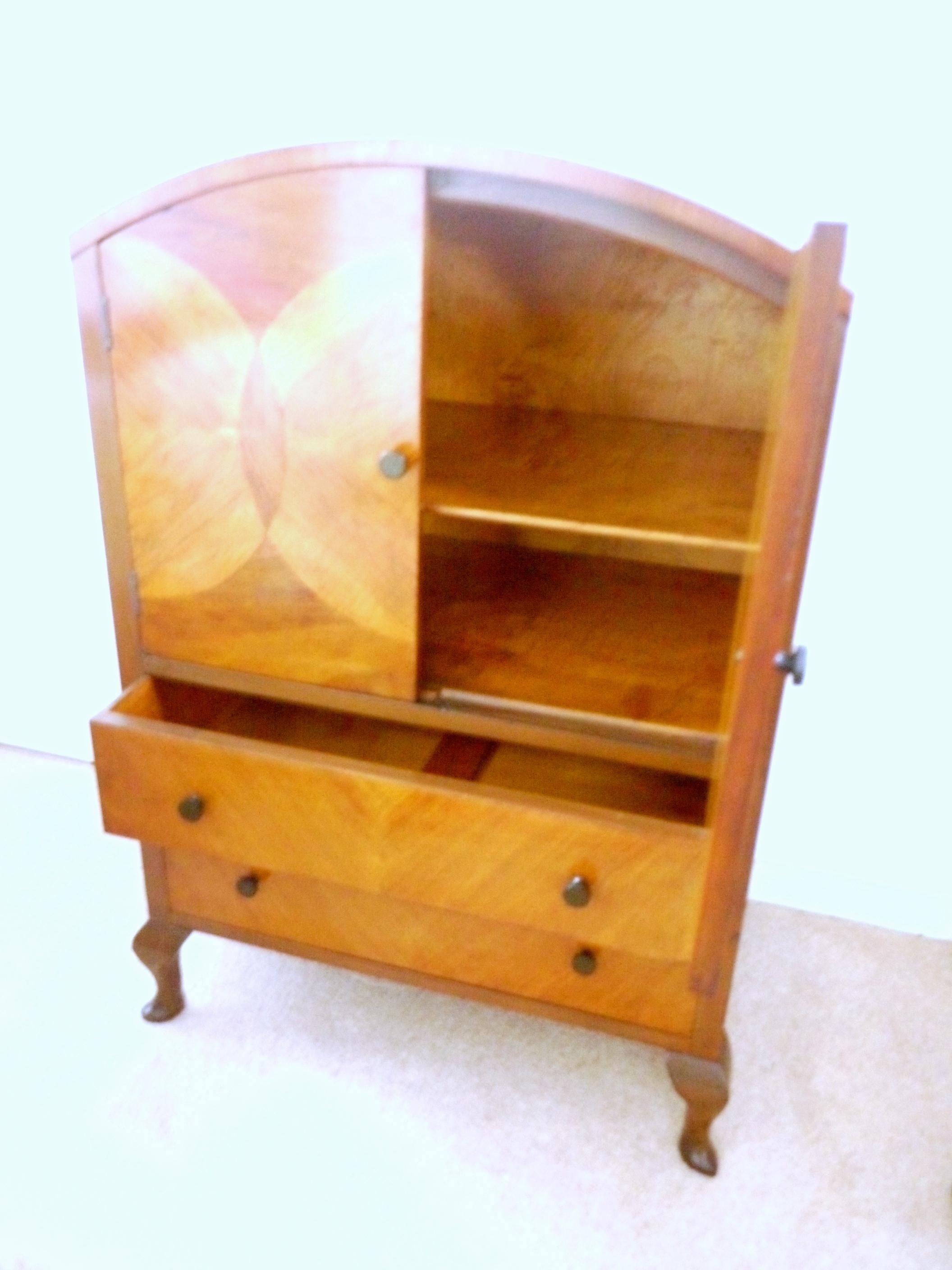 Mid-20th Century Art Deco Dresser/Linen Cupboard with Marquetry Doors and Two Drawers, 1930 For Sale