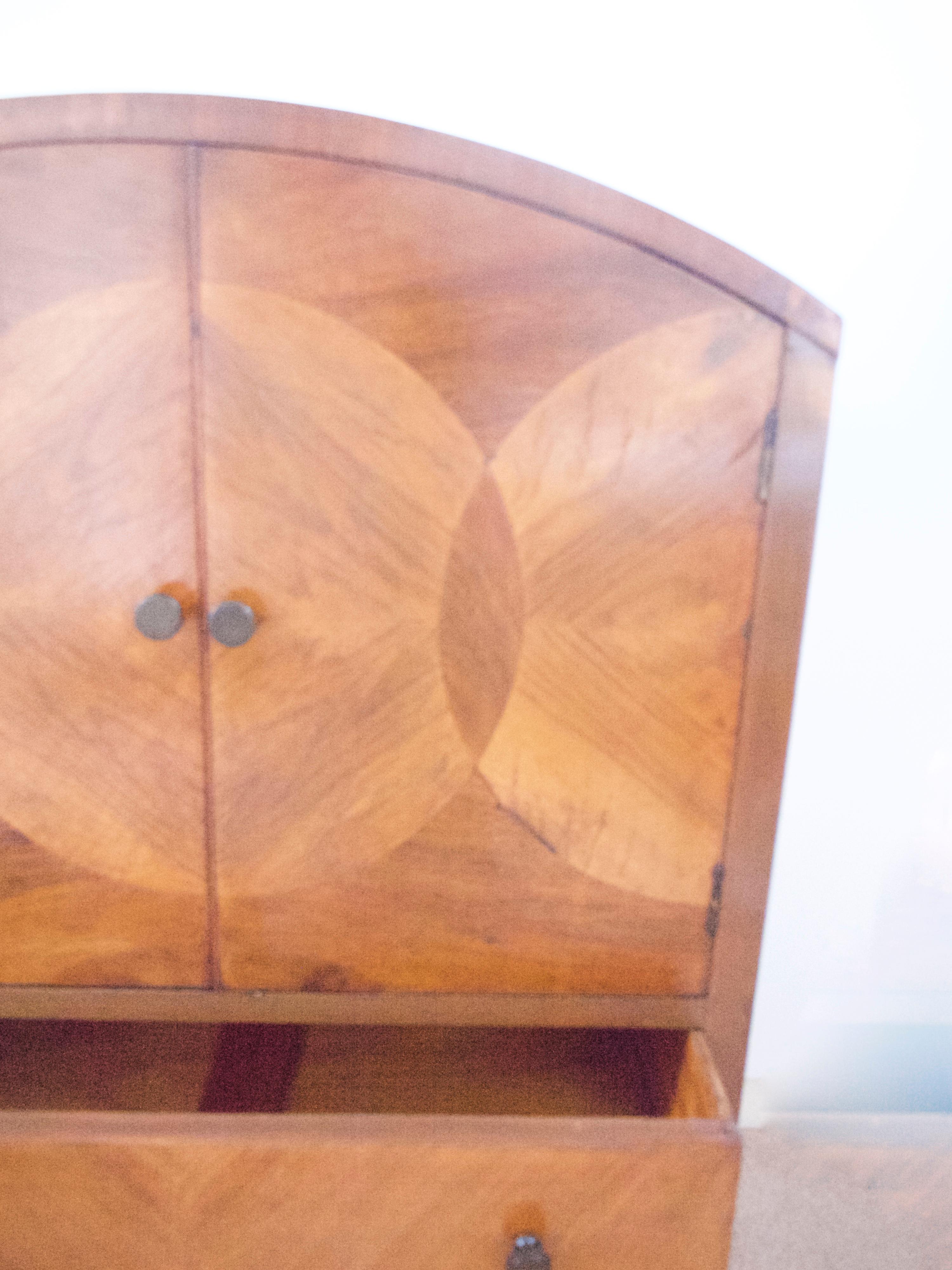 Art Deco Dresser/Linen Cupboard with Marquetry Doors and Two Drawers, 1930 For Sale 1