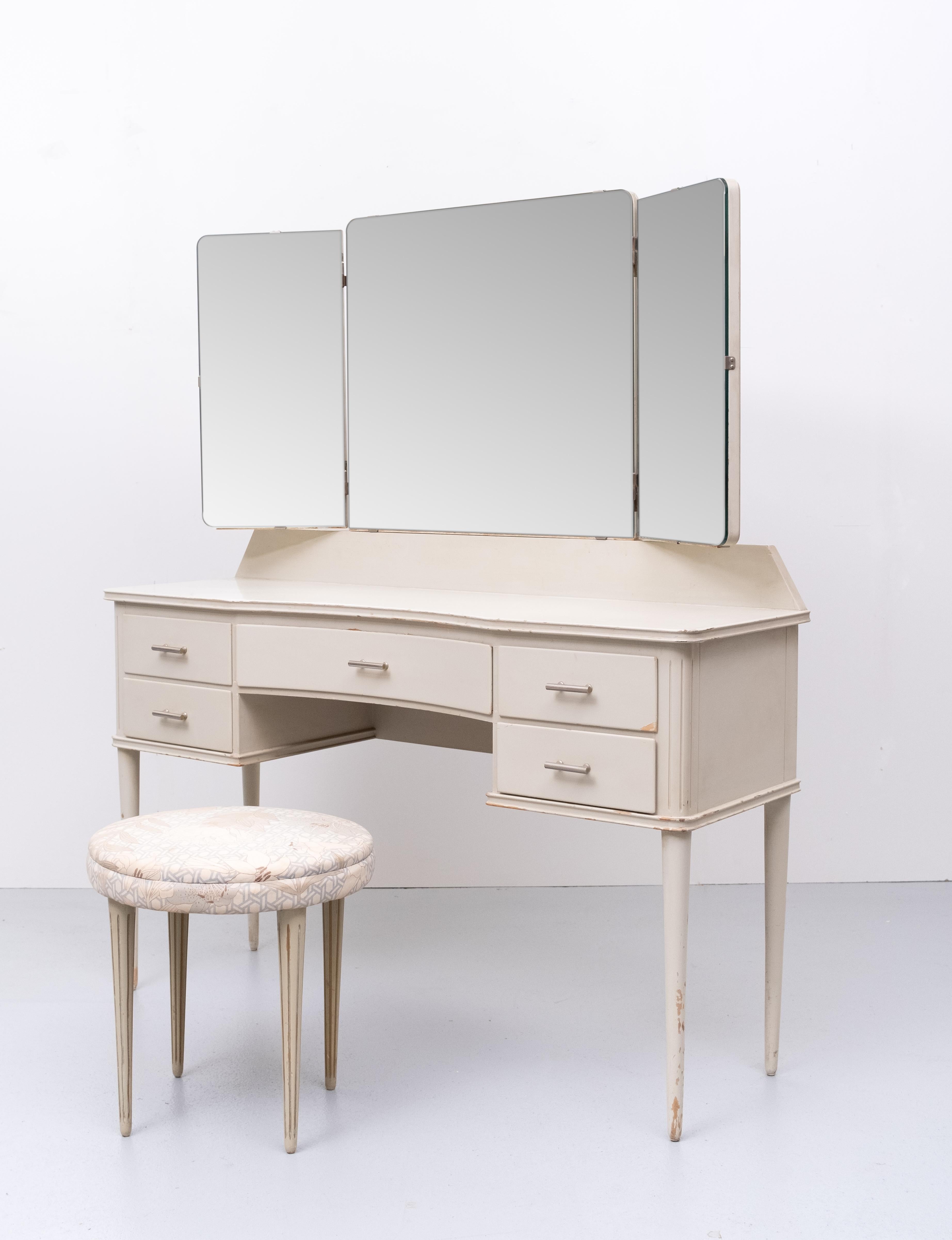 1930s dressing table