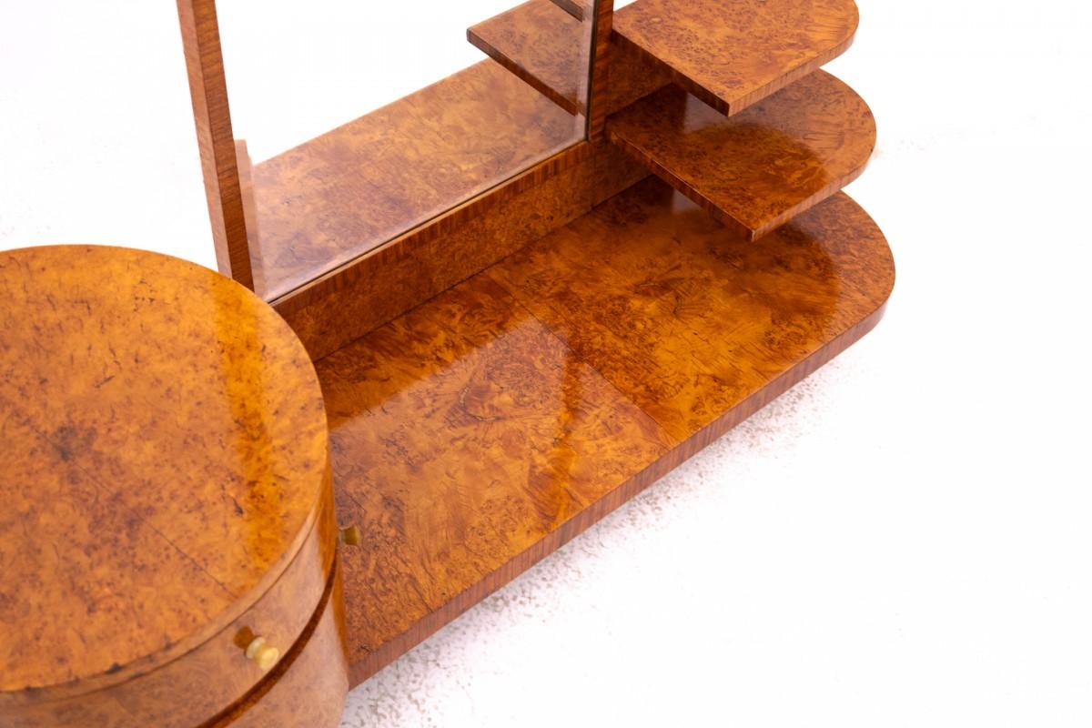 Art Deco dressing table from the mid-20th century, Poland. For Sale 1