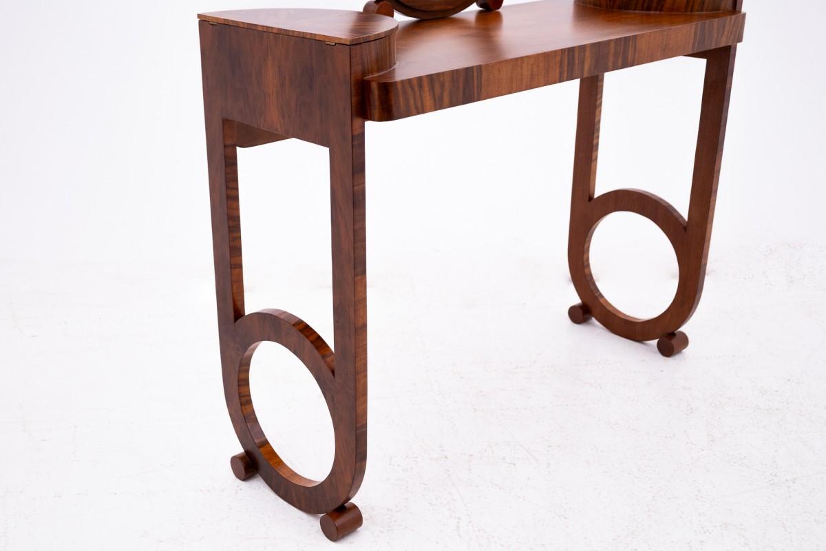 Art Deco dressing table with chair, Poland, ca. 1940. For Sale 4