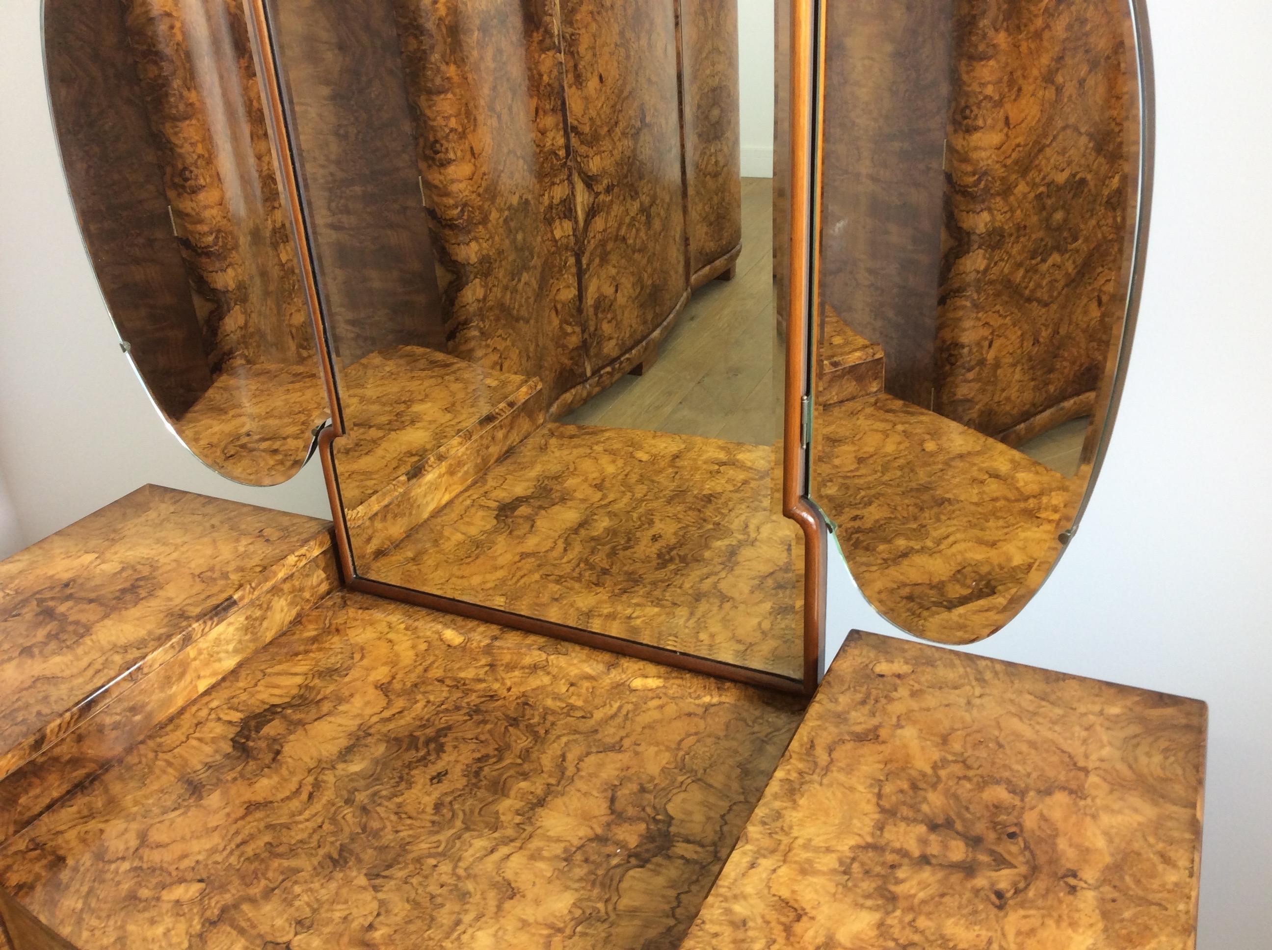 Art Deco Dressing Table with Cloud Shape Mirror 2