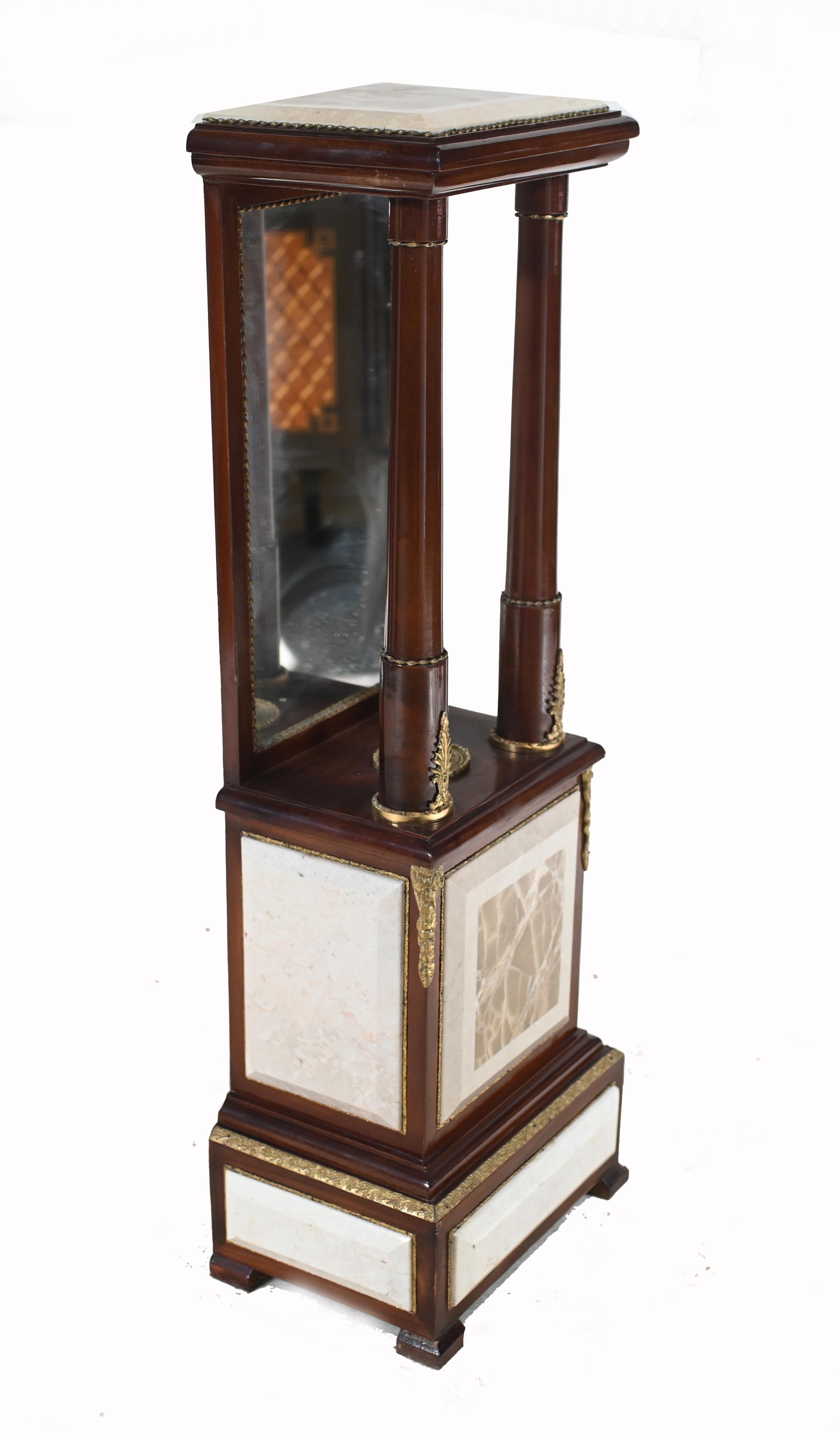 Armoire à boissons Art Déco 1920s Armoires à cocktails Meubles en vente 1