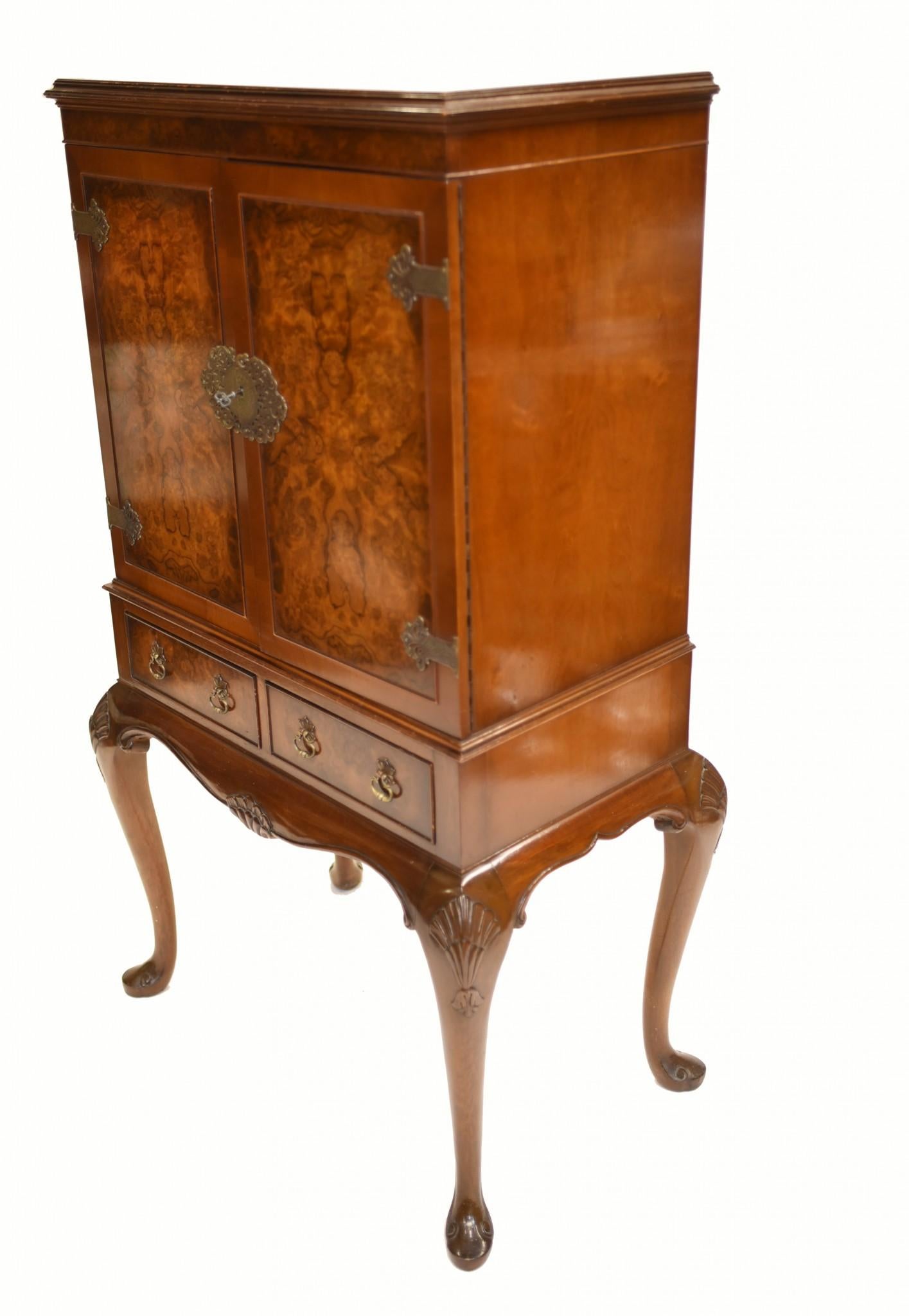 Armadietto per bevande Art Deco Epstein Cocktail Chest Burr Walnut 1930 in vendita 5