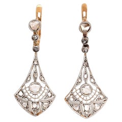 Art-Déco-Ohrringe aus Gold mit Diamanten, um 1925.