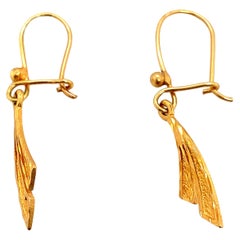 Art Deco Tropfen-Ohrringe mit Hebelverschluss aus 18k Gelbgold